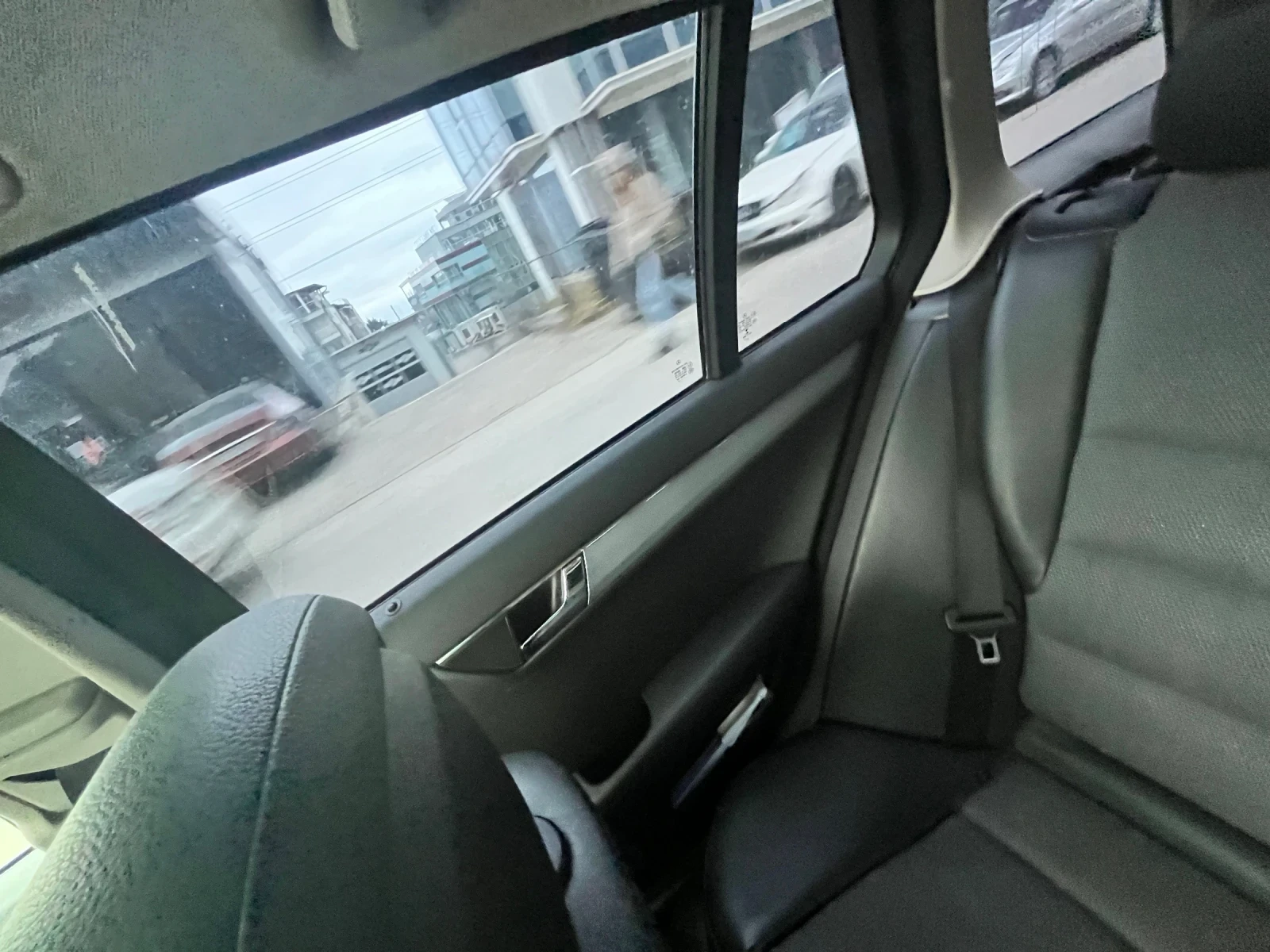 Mercedes-Benz C 220 170hp OM646, снимка 17 - Автомобили и джипове - 53951299