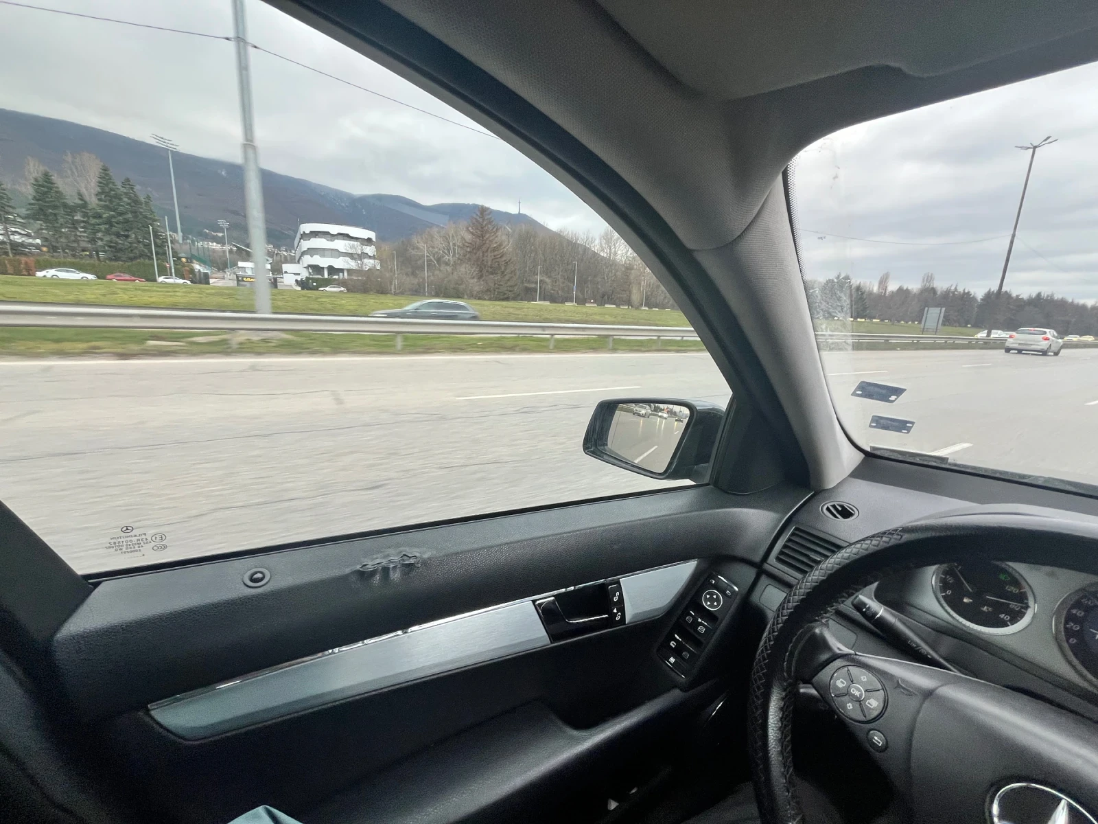 Mercedes-Benz C 220 170hp OM646, снимка 16 - Автомобили и джипове - 53951299