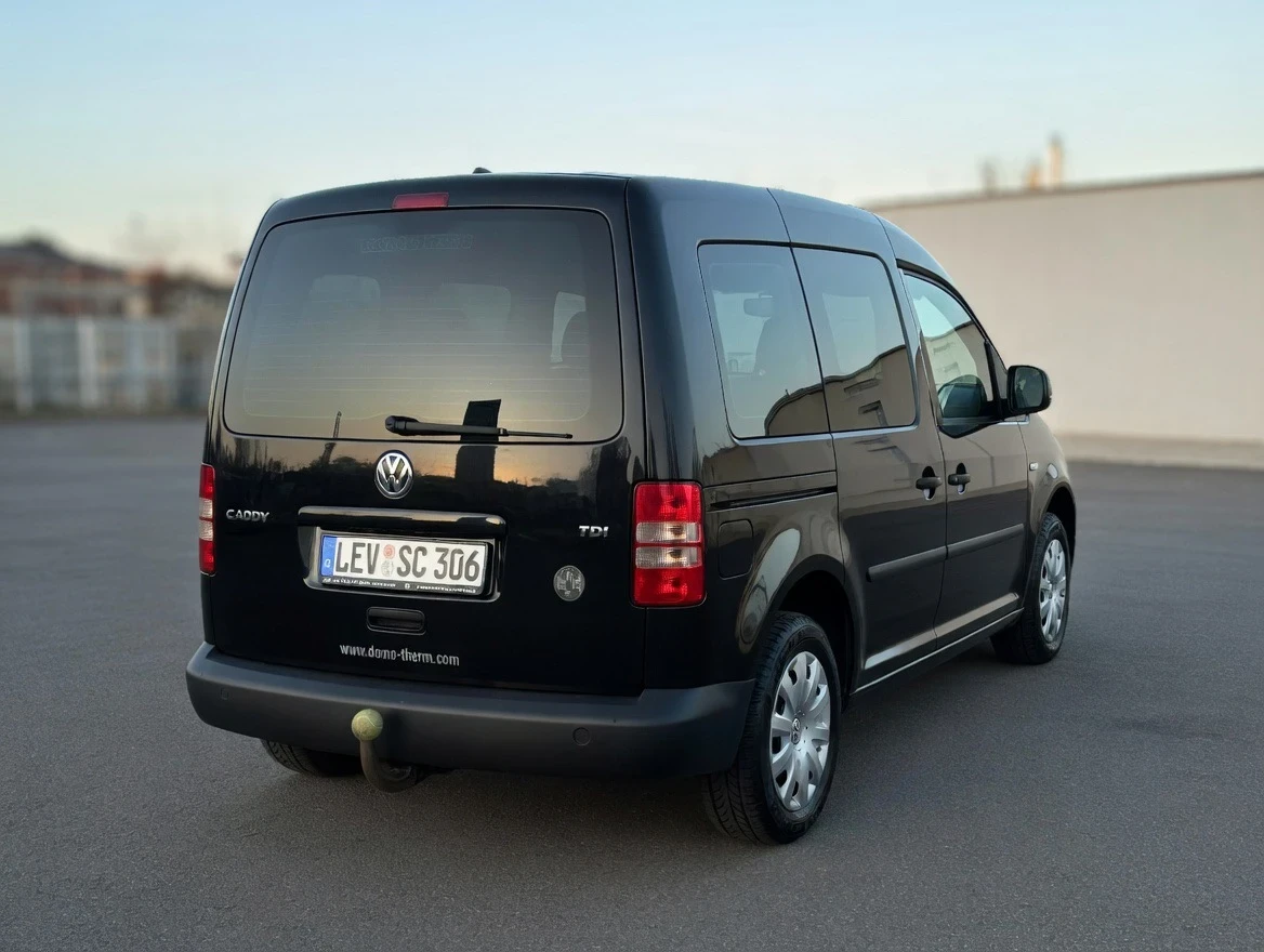 VW Caddy 1.6, снимка 3 - Автомобили и джипове - 54179712