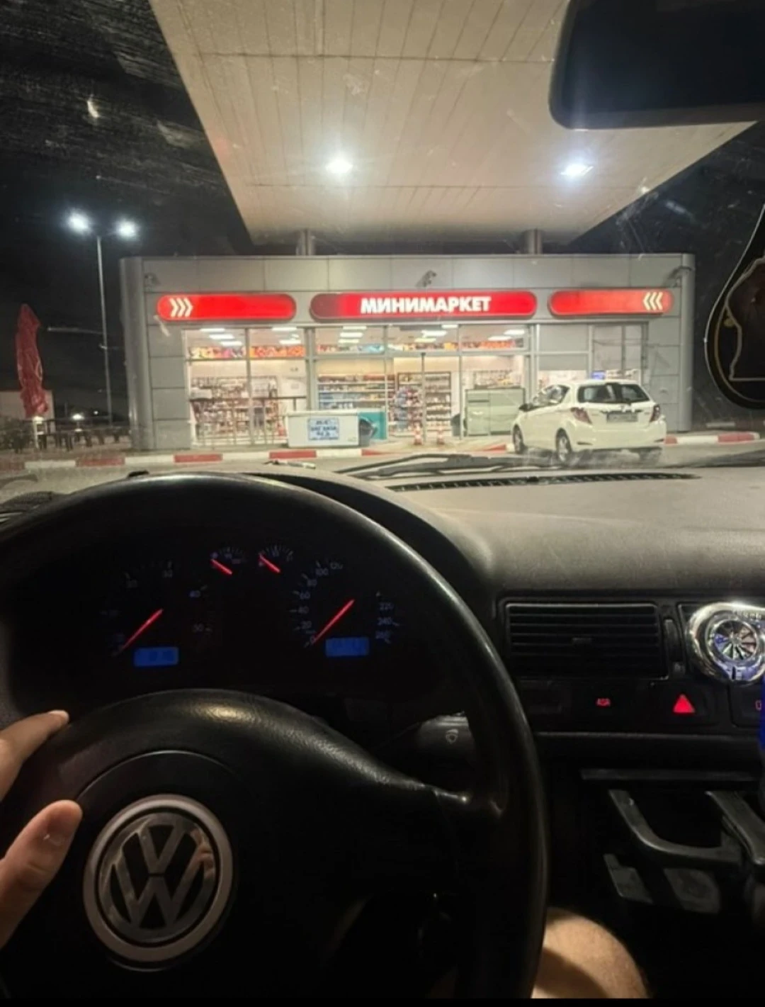 VW Golf, снимка 9 - Автомобили и джипове - 54206765