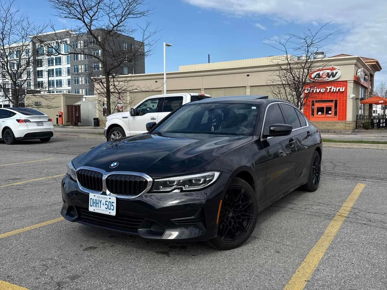 BMW 330 i xDrive/ШИБИДАХ/ПОДГРЕВИ