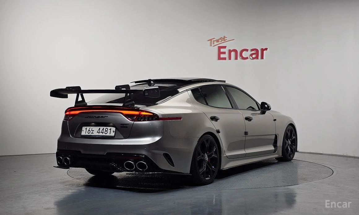 Kia Stinger, снимка 2 - Автомобили и джипове - 54541504
