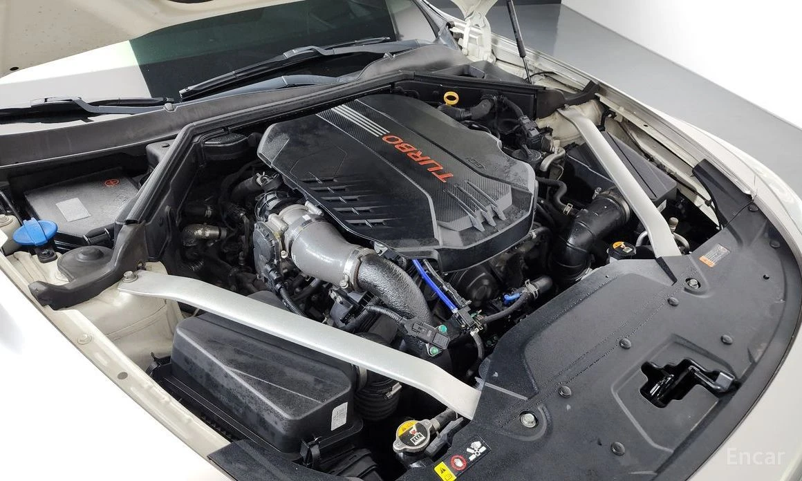 Kia Stinger, снимка 6 - Автомобили и джипове - 54541504