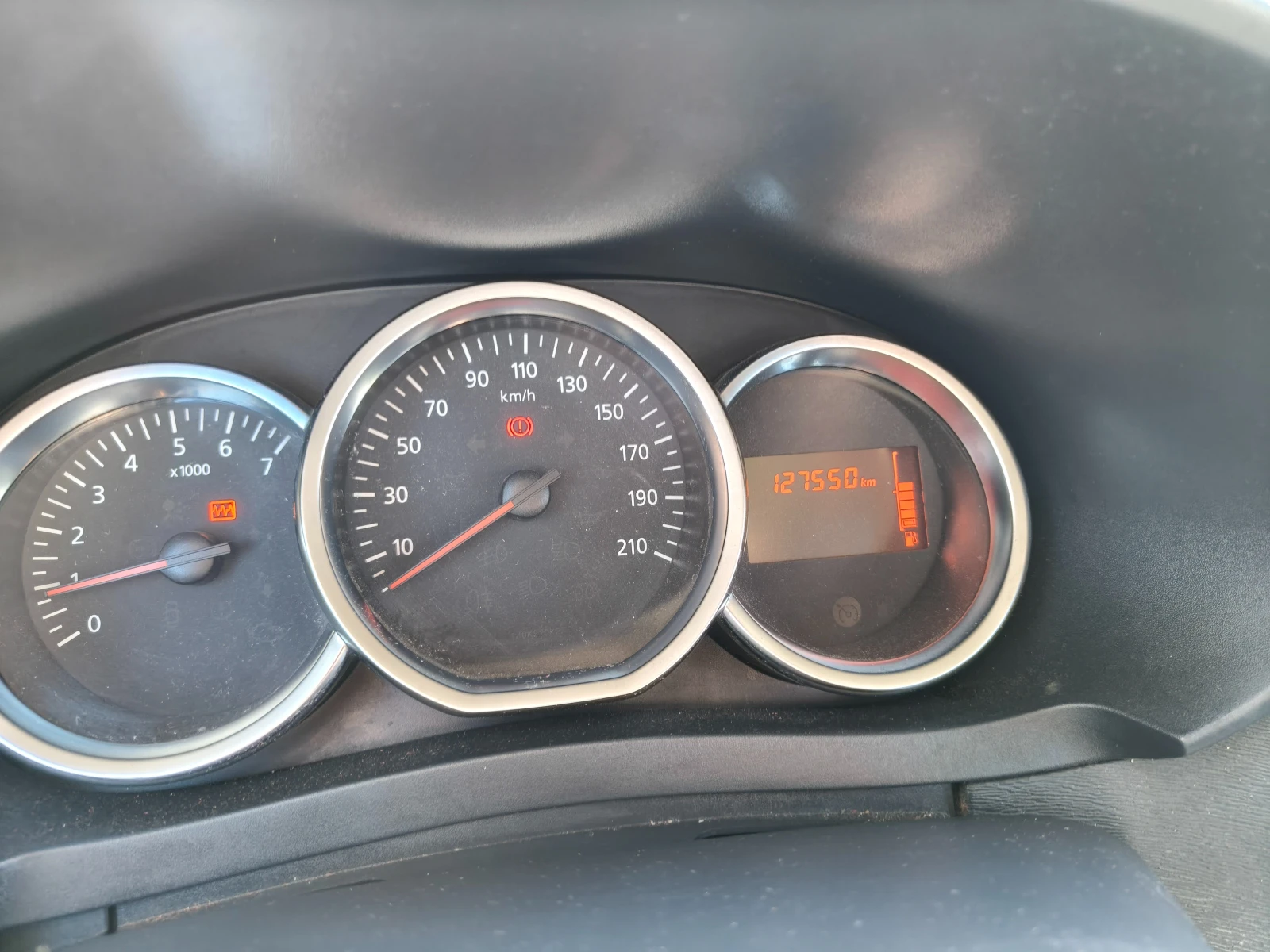 Dacia Dokker, снимка 4 - Автомобили и джипове - 54712526