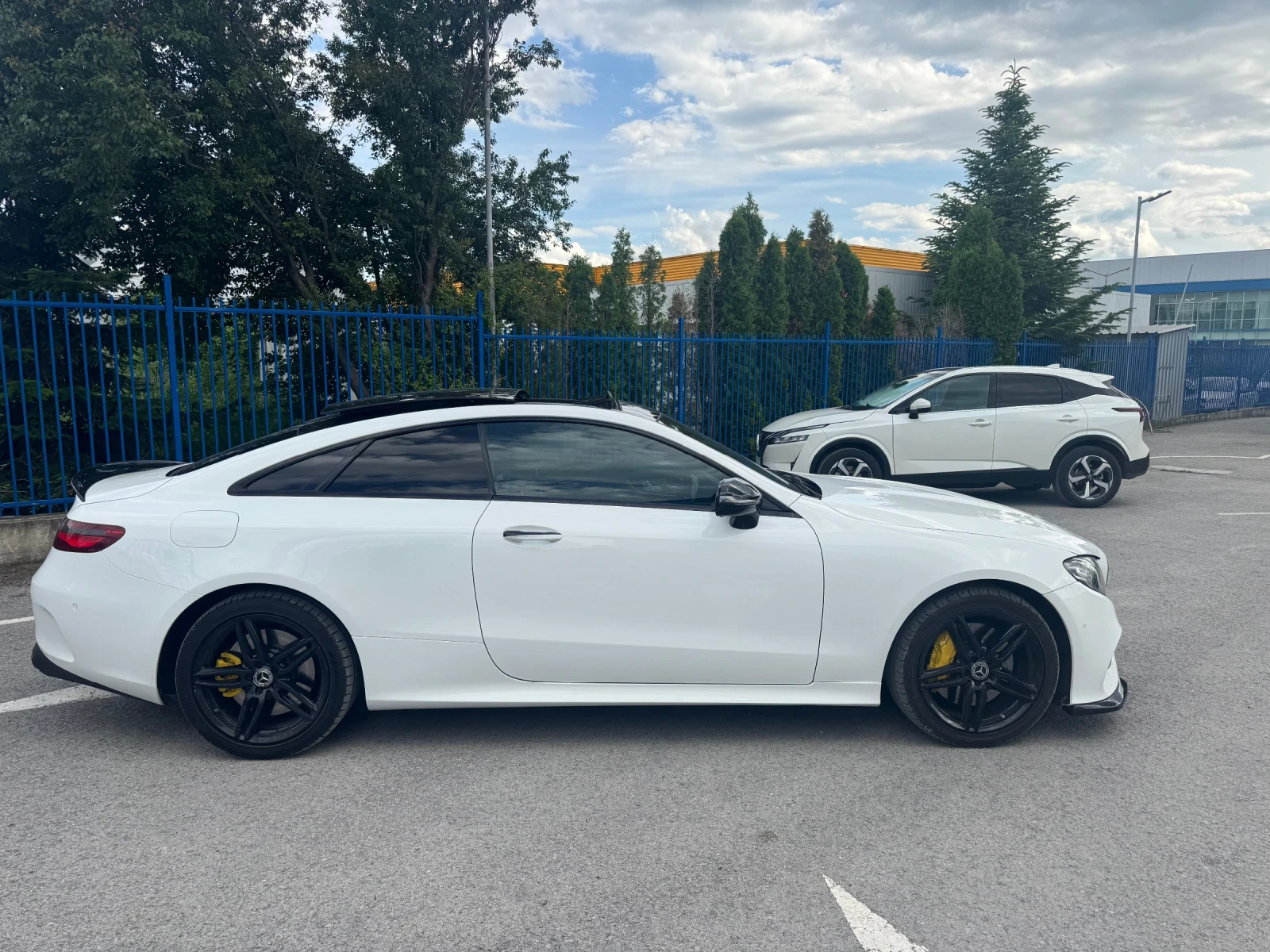 Mercedes-Benz E 400, снимка 2 - Автомобили и джипове - 54824739