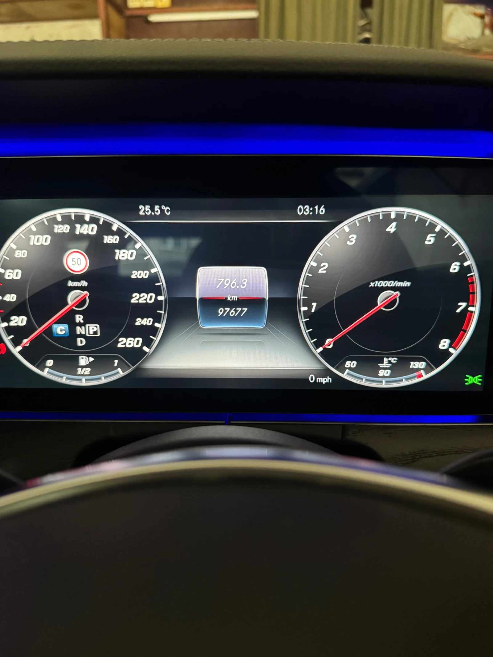 Mercedes-Benz E 400, снимка 14 - Автомобили и джипове - 54824739