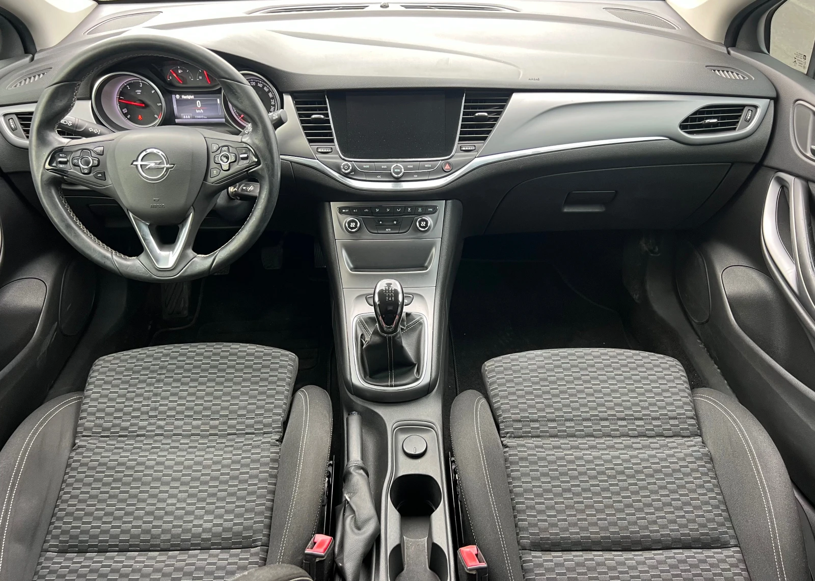 Opel Astra 1.6CDTI LED/NAVI/XENON/6sk/KLIMATRONIK/UNIKAT, снимка 15 - Автомобили и джипове - 55085373