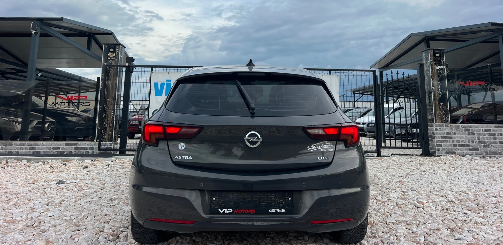Opel Astra 1.6CDTI LED/NAVI/XENON/6sk/KLIMATRONIK/UNIKAT, снимка 8 - Автомобили и джипове - 55085373