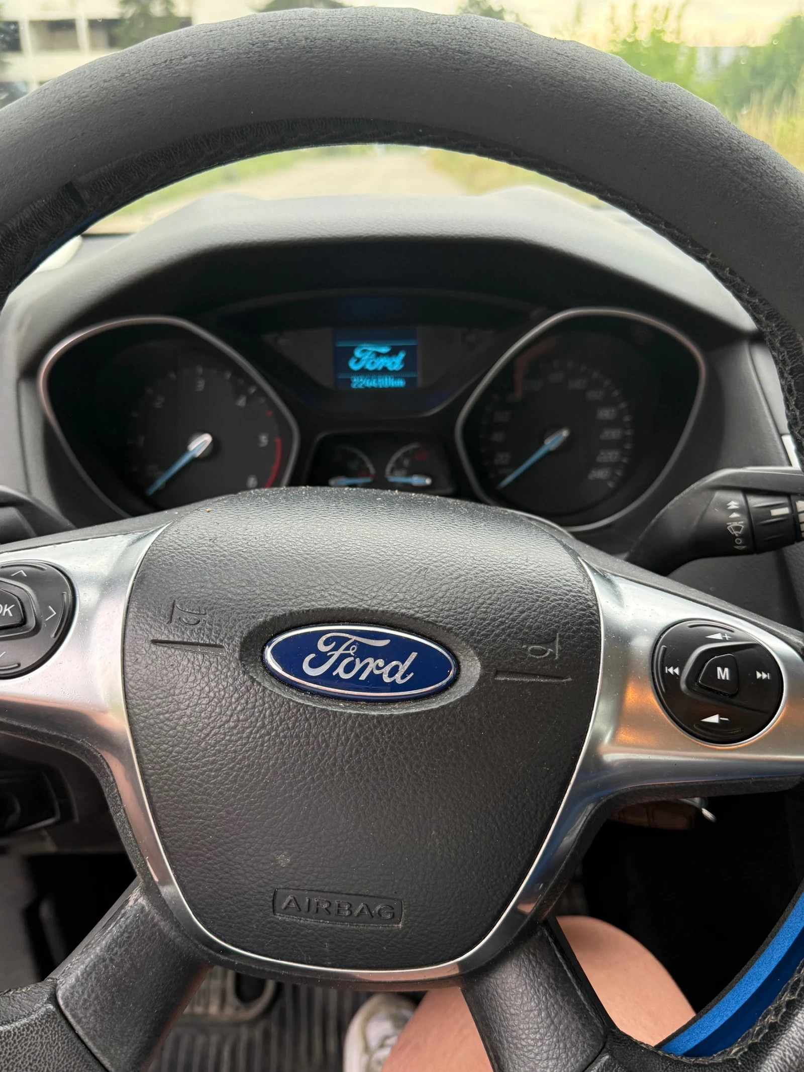 Ford Focus 1.6, снимка 8 - Автомобили и джипове - 55137555