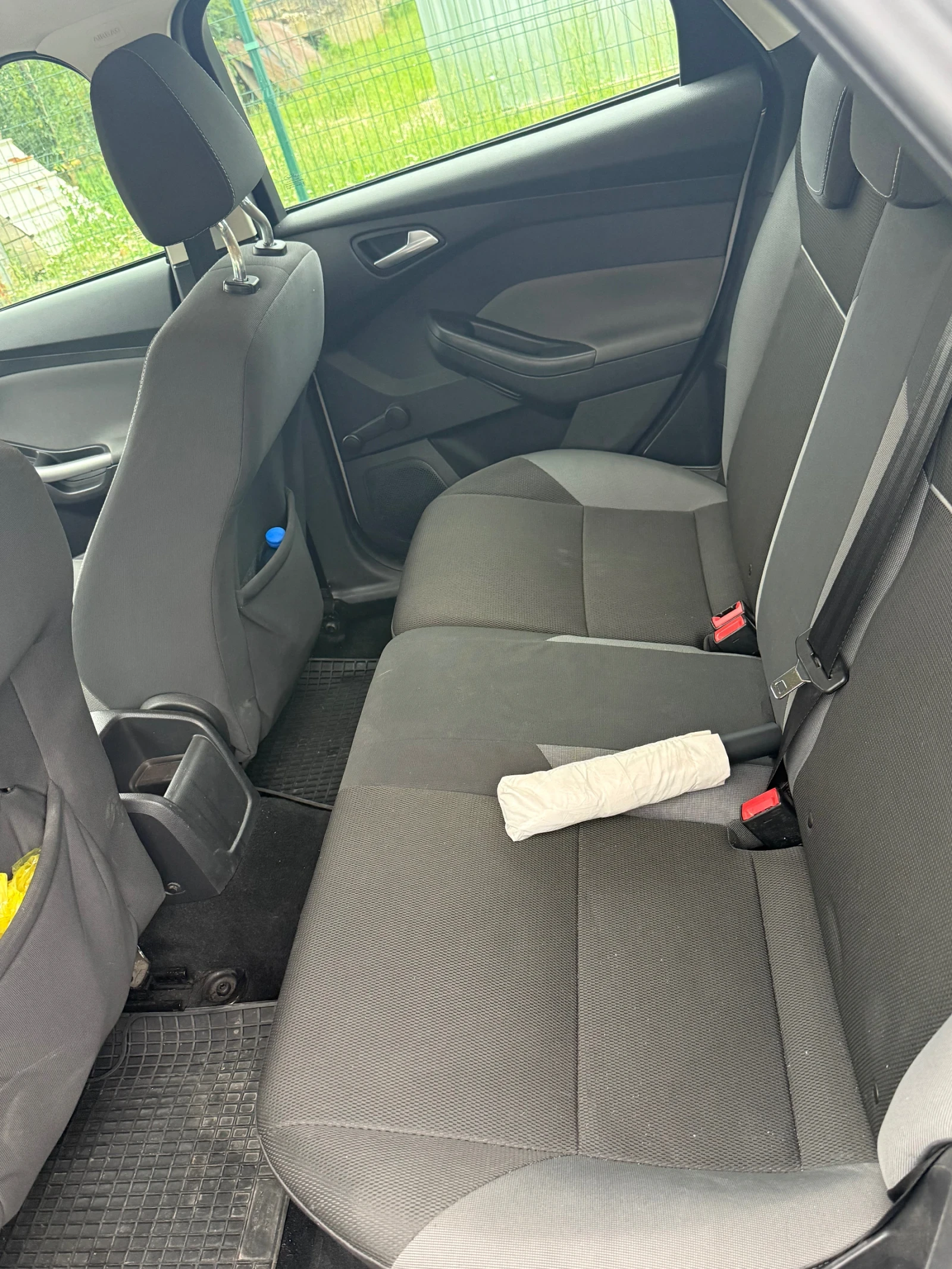 Ford Focus 1.6, снимка 11 - Автомобили и джипове - 55137555