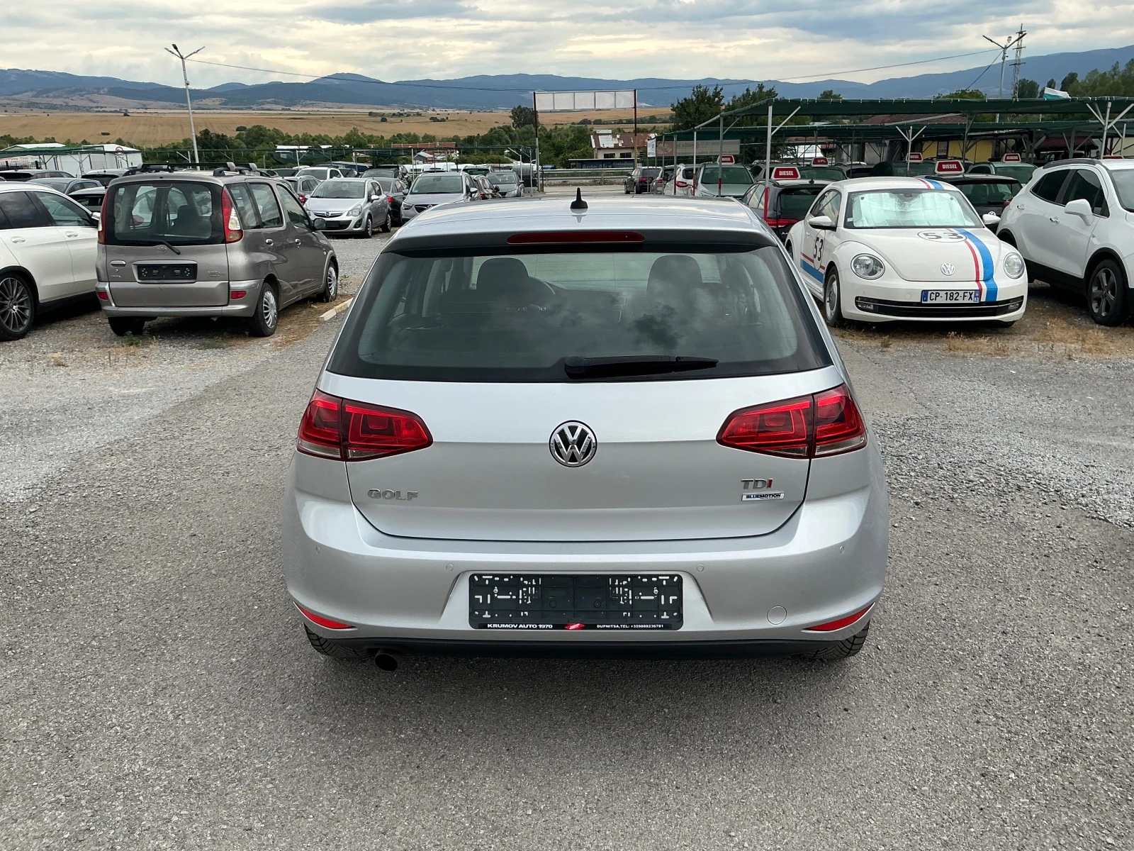VW Golf 1.6 TDI , снимка 7 - Автомобили и джипове - 55215318
