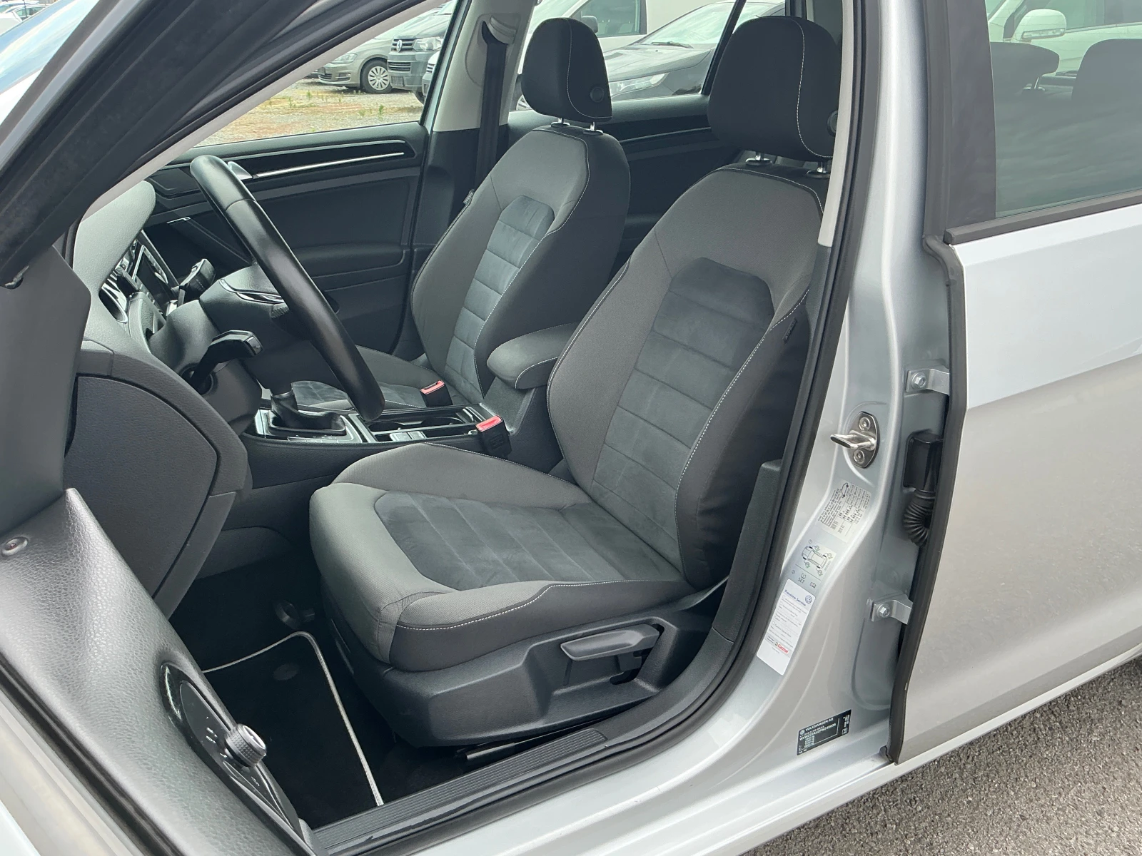 VW Golf 1.6 TDI  | Mobile.bg � ����������� 12