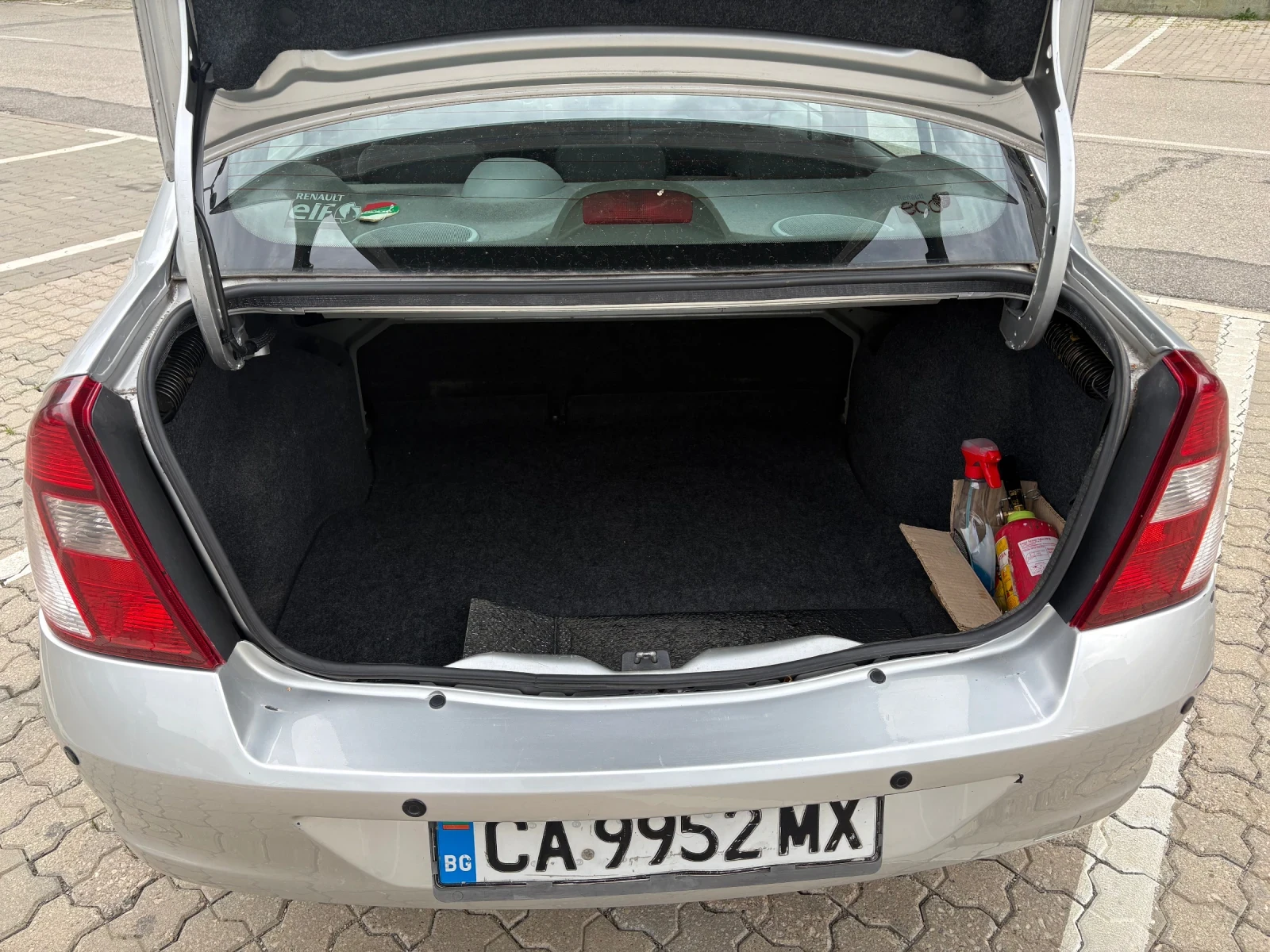 Renault Symbol, снимка 4 - Автомобили и джипове - 55266575