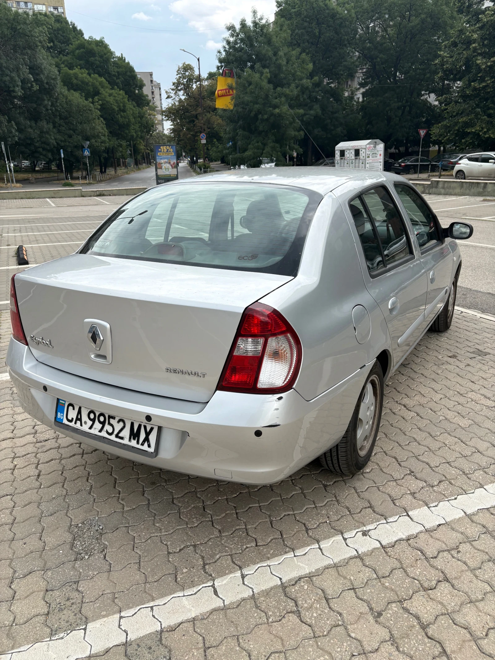 Renault Symbol, снимка 3 - Автомобили и джипове - 55266575