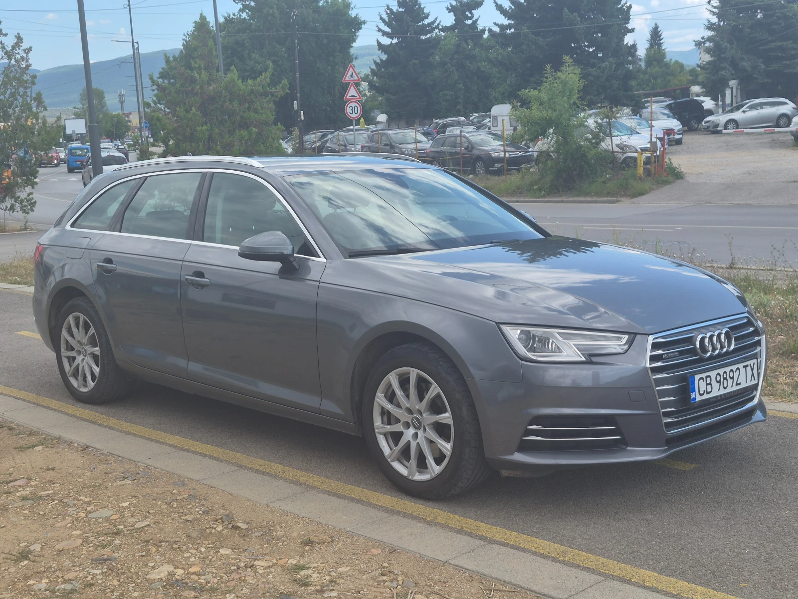 Audi A4 2.0TDi quattro, снимка 2 - Автомобили и джипове - 55469593