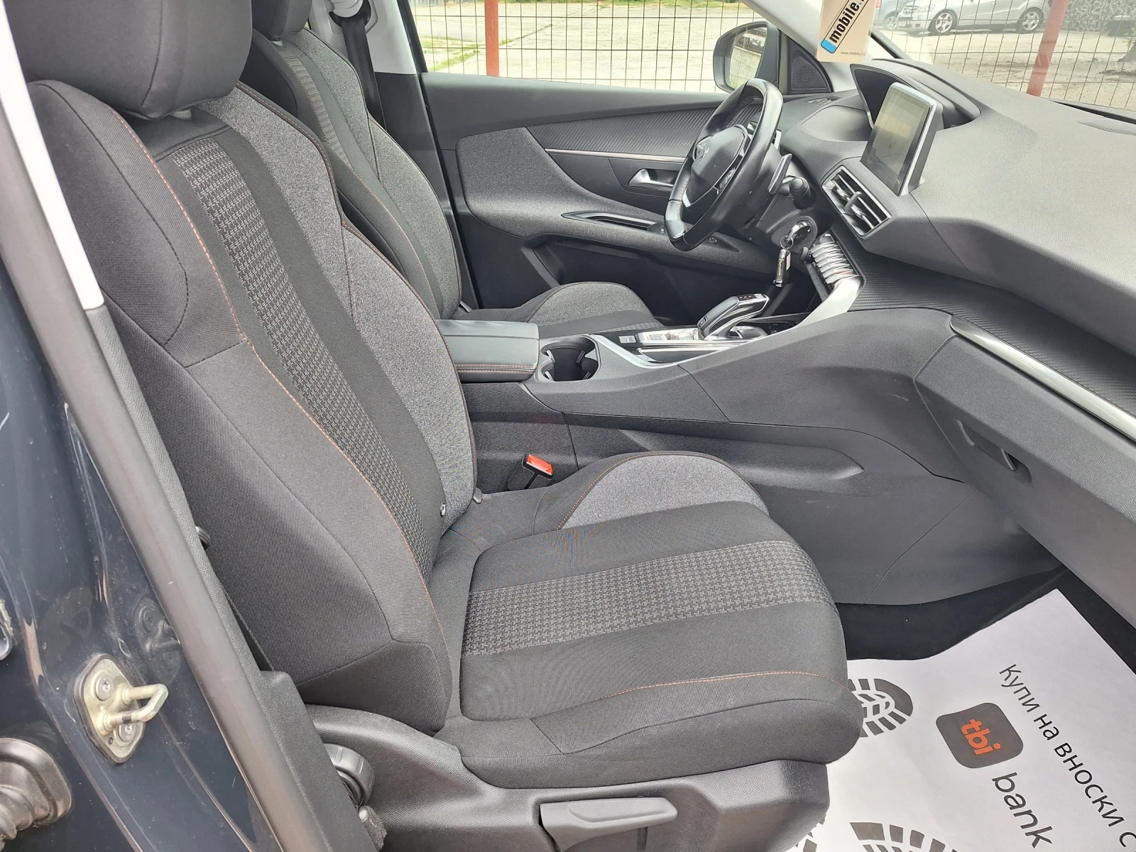 Peugeot 3008 1.6hdi/Автоматик/Навигация/Лед/Топ* , снимка 12 - Автомобили и джипове - 55492860