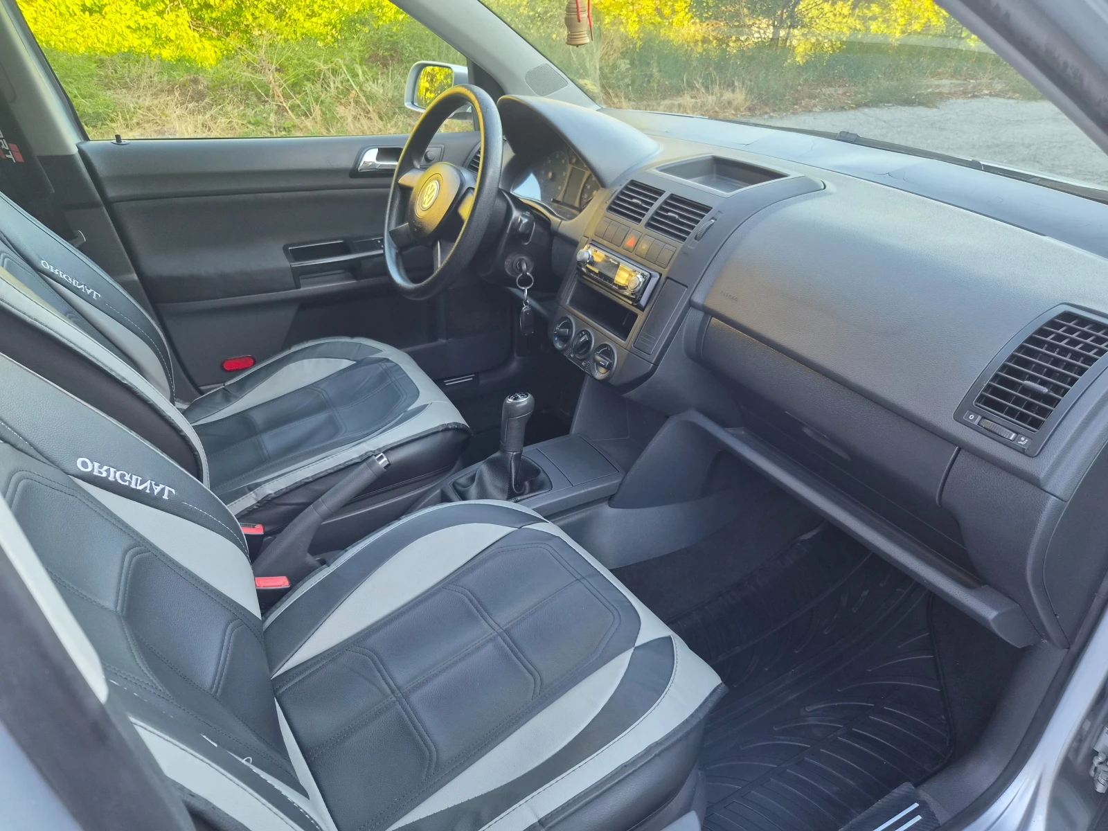 VW Polo 1.4 75k.c ТОП СЪСТОЯНИЕ, снимка 10 - Автомобили и джипове - 56092317