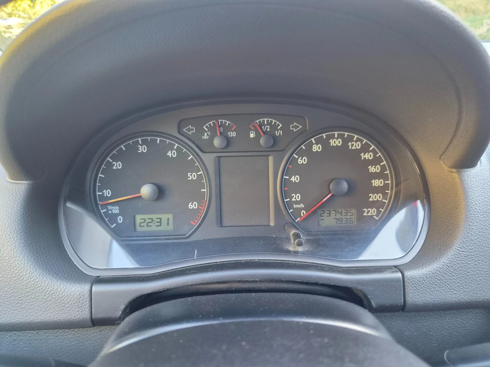 VW Polo 1.4 75k.c ТОП СЪСТОЯНИЕ, снимка 14 - Автомобили и джипове - 56092317