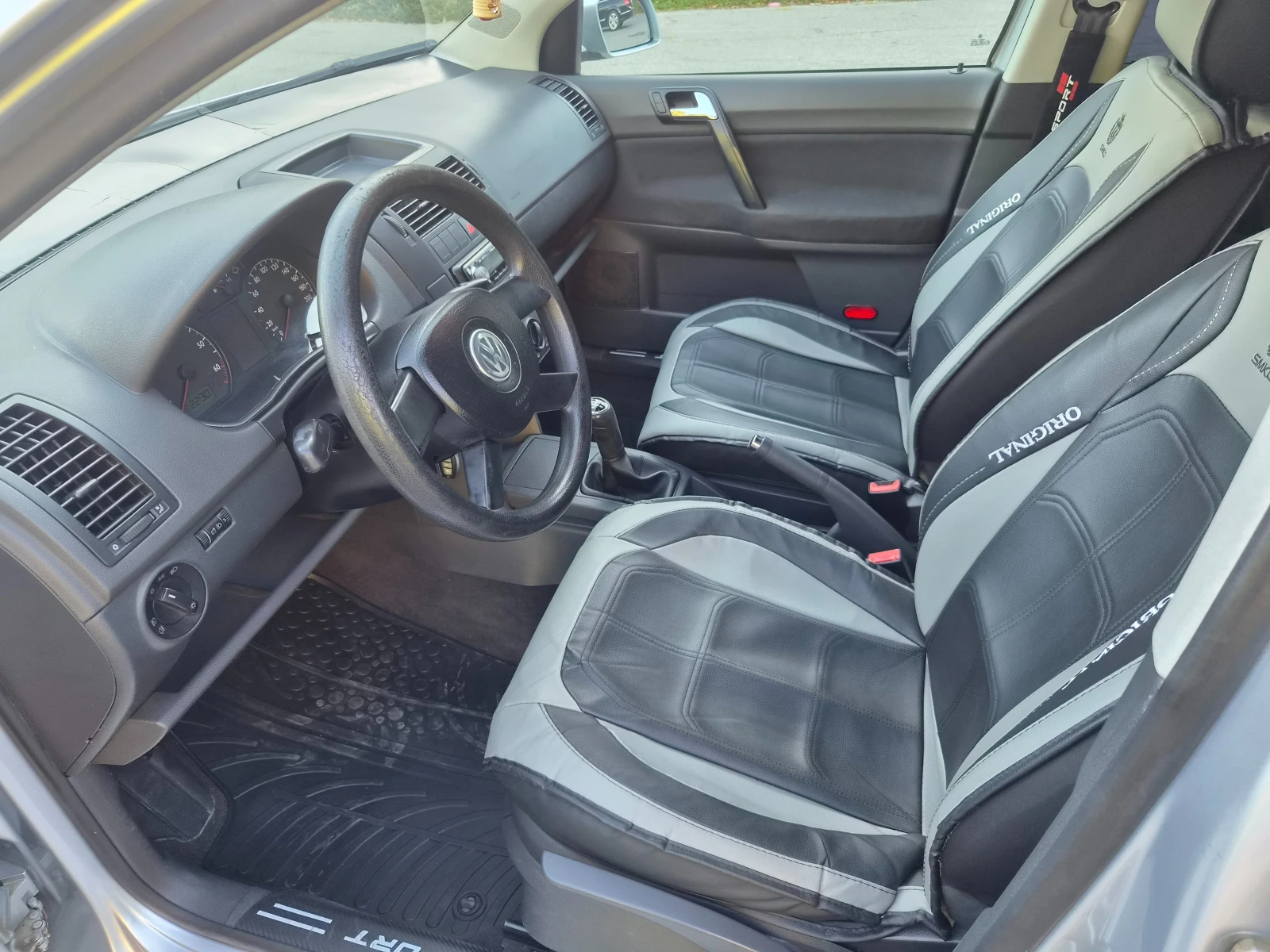 VW Polo 1.4 75k.c ТОП СЪСТОЯНИЕ, снимка 9 - Автомобили и джипове - 56092317