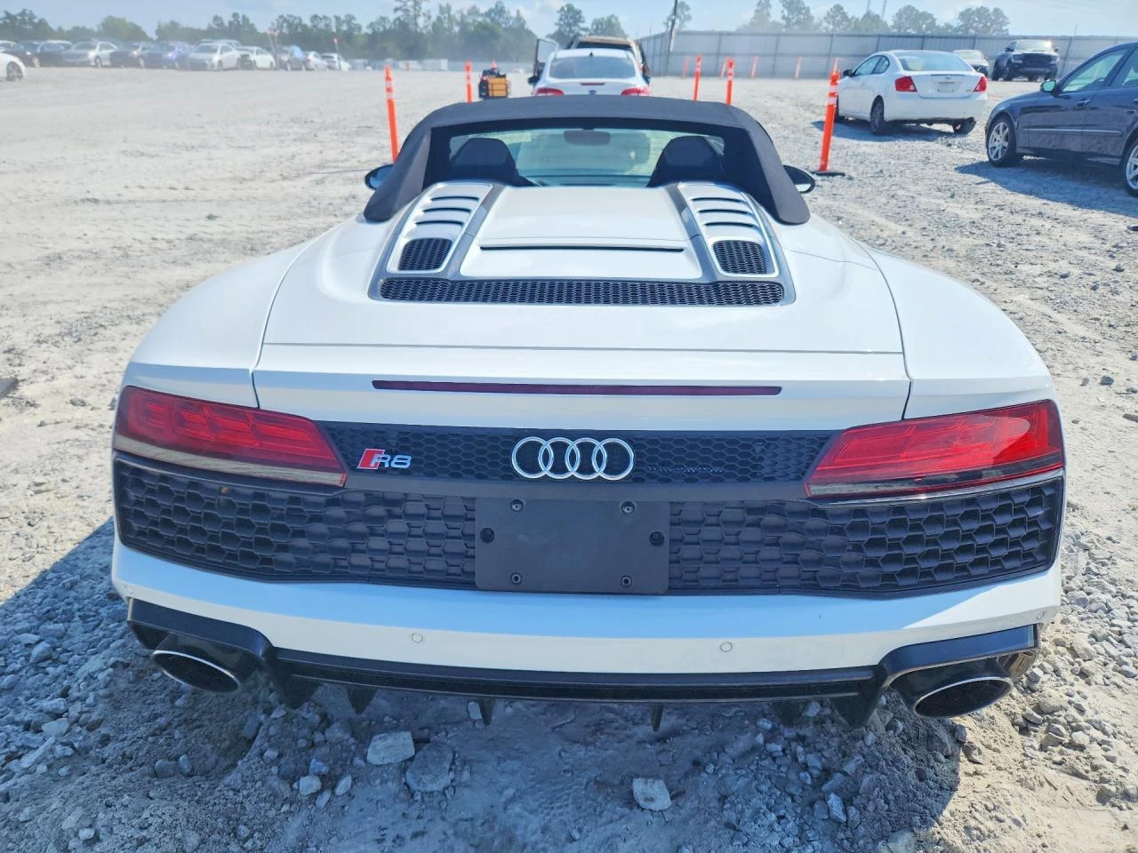 Audi R8 5.2l, снимка 6 - Автомобили и джипове - 56224159