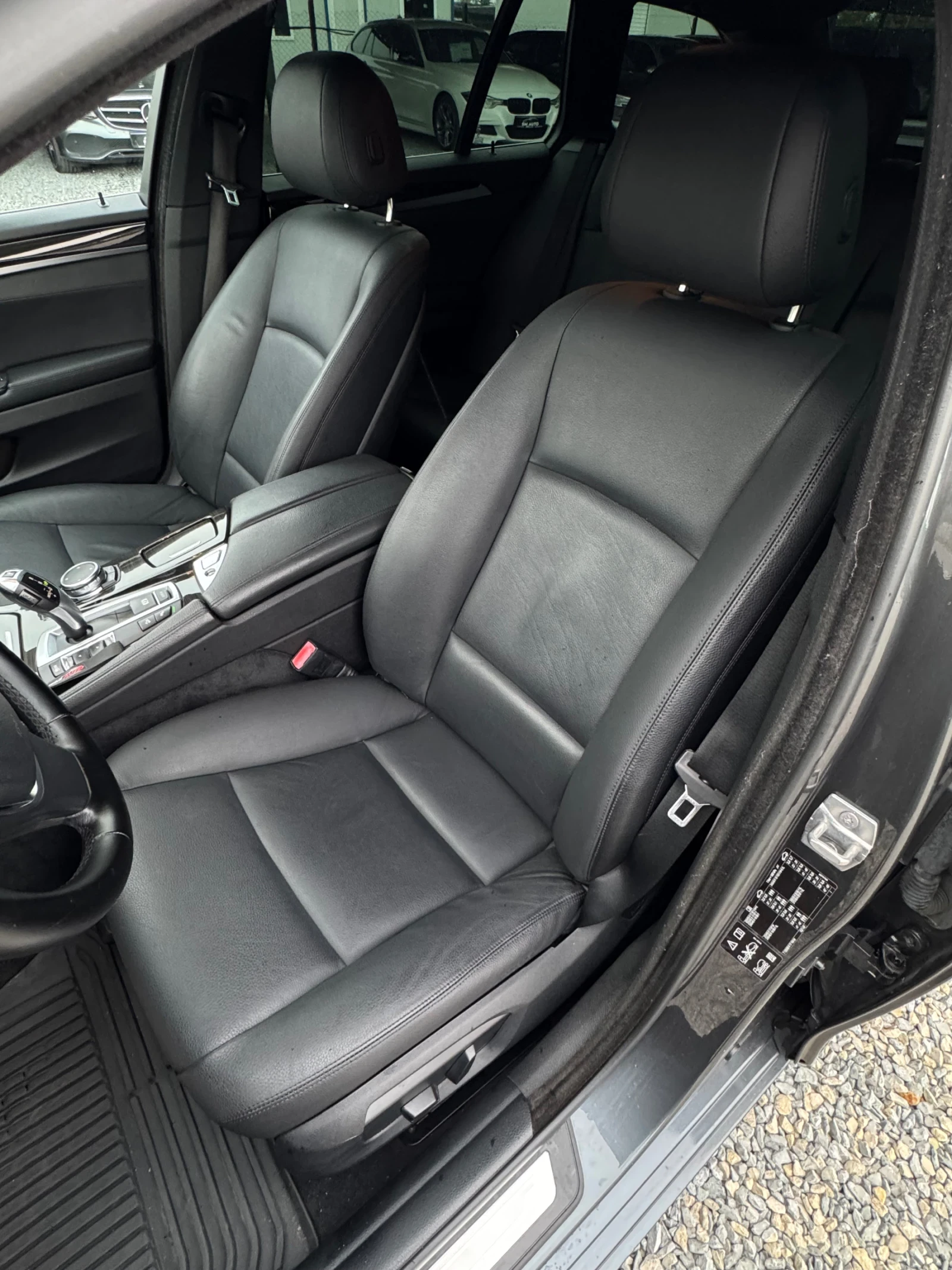 BMW 520 B47 X-Drive FACE, снимка 13 - Автомобили и джипове - 56507571