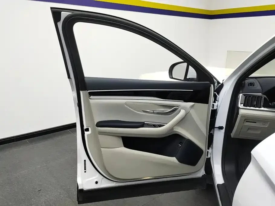 BYD Seal U PHEV Glory Edition DM-i 110KM Flagship PLUS | Mobile.bg � ����������� 7