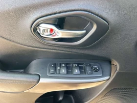 Jeep Cherokee * Sport 4x4 w/Heated Seats, Remote Start, CarPlay , снимка 16