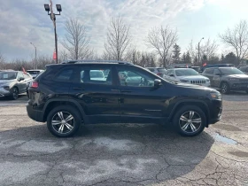 Jeep Cherokee * Sport 4x4 w/Heated Seats, Remote Start, CarPlay , снимка 4