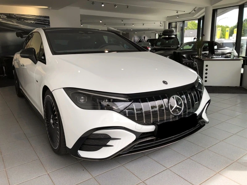 Mercedes-Benz EQE 43 AMG*4M*Night*Pano*HuD*Hyperscreen*360*ГАРАНЦИЯ, снимка 3 - Автомобили и джипове - 47451713