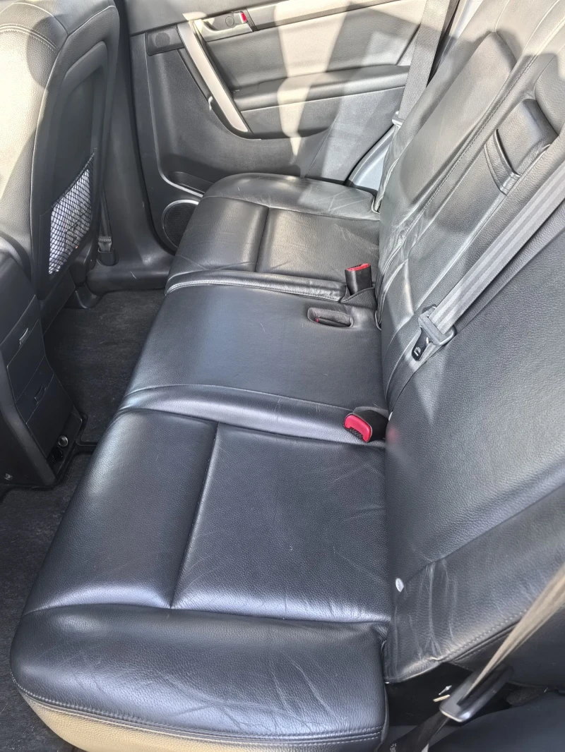 Chevrolet Captiva 2.0 D , снимка 11 - Автомобили и джипове - 52666021