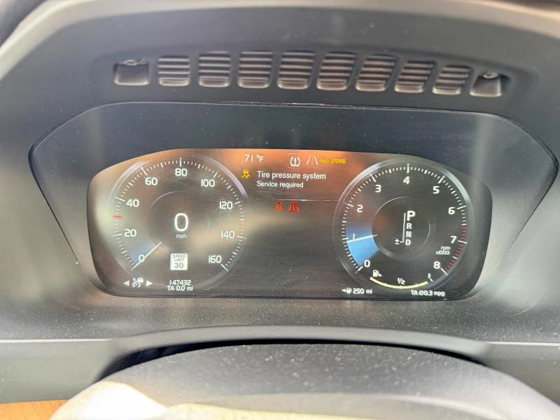 Volvo Xc90 T6 / 4X4 / ЛИЗИНГ, снимка 8 - Автомобили и джипове - 54656432
