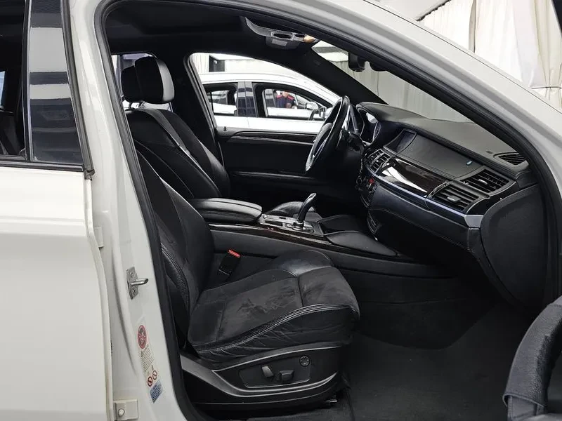 BMW X6, снимка 11 - Автомобили и джипове - 55358175