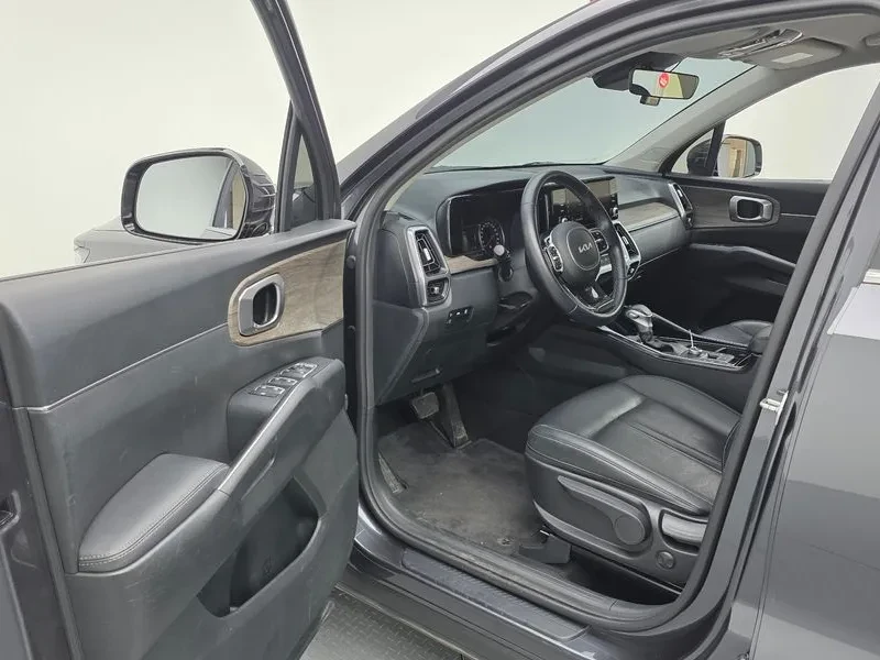 Kia Sorento Diesel 2.2 2Wd Trendy, снимка 10 - Автомобили и джипове - 55641187