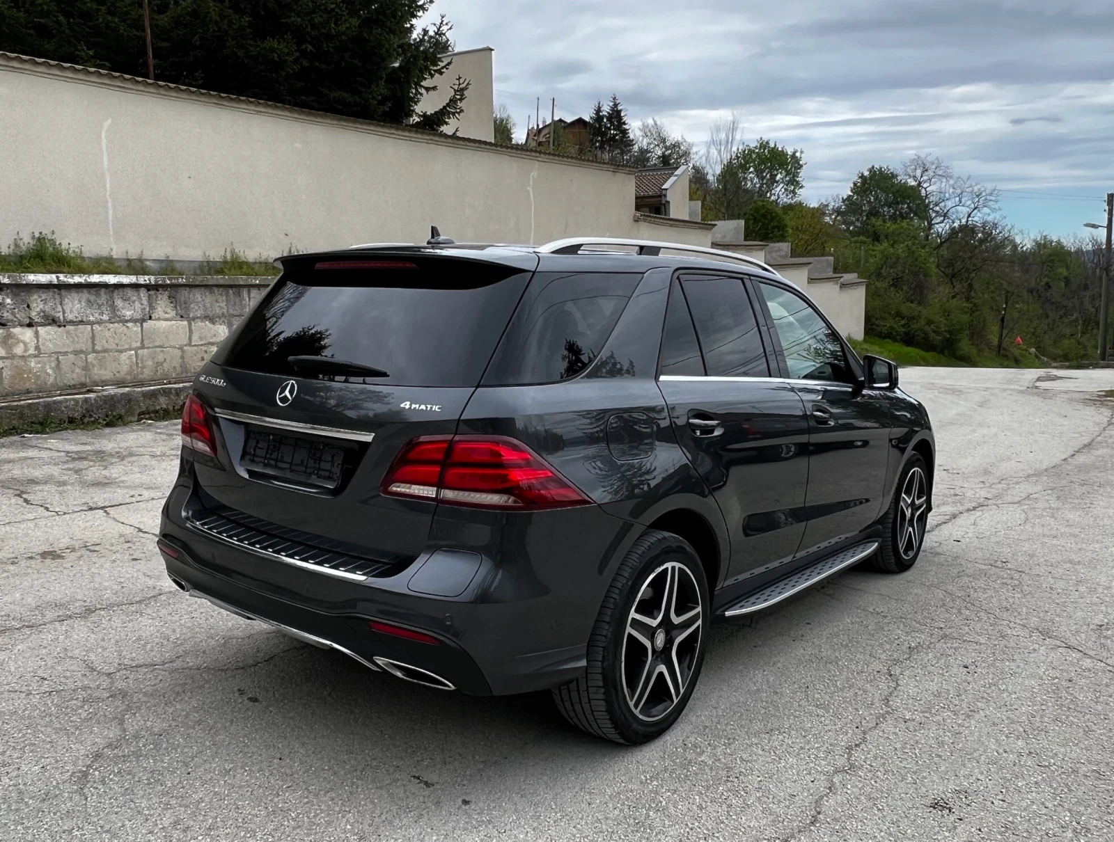 Mercedes-Benz GLE 500E - изображение 6