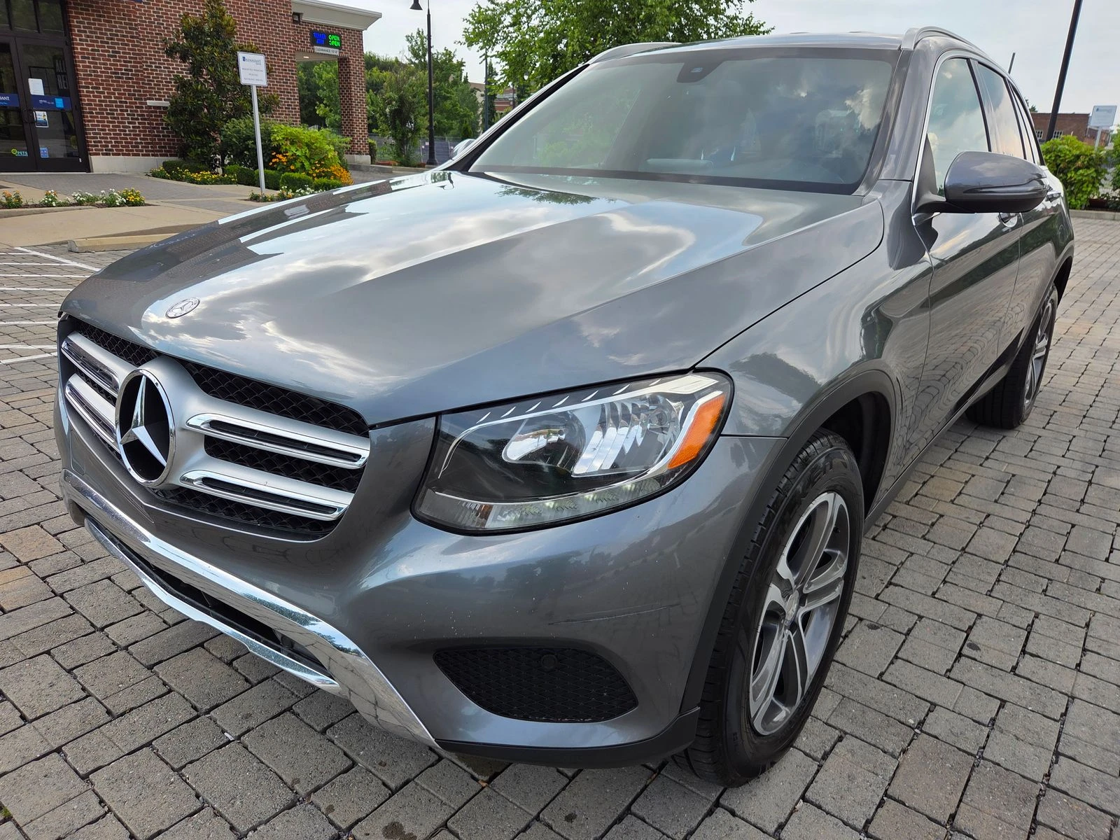 Mercedes-Benz GLC 300 DESIGNO* MB-TEX* KEYLESS* ОБДУХ* ПОДГРЕВ* КАМЕРА*  - изображение 2