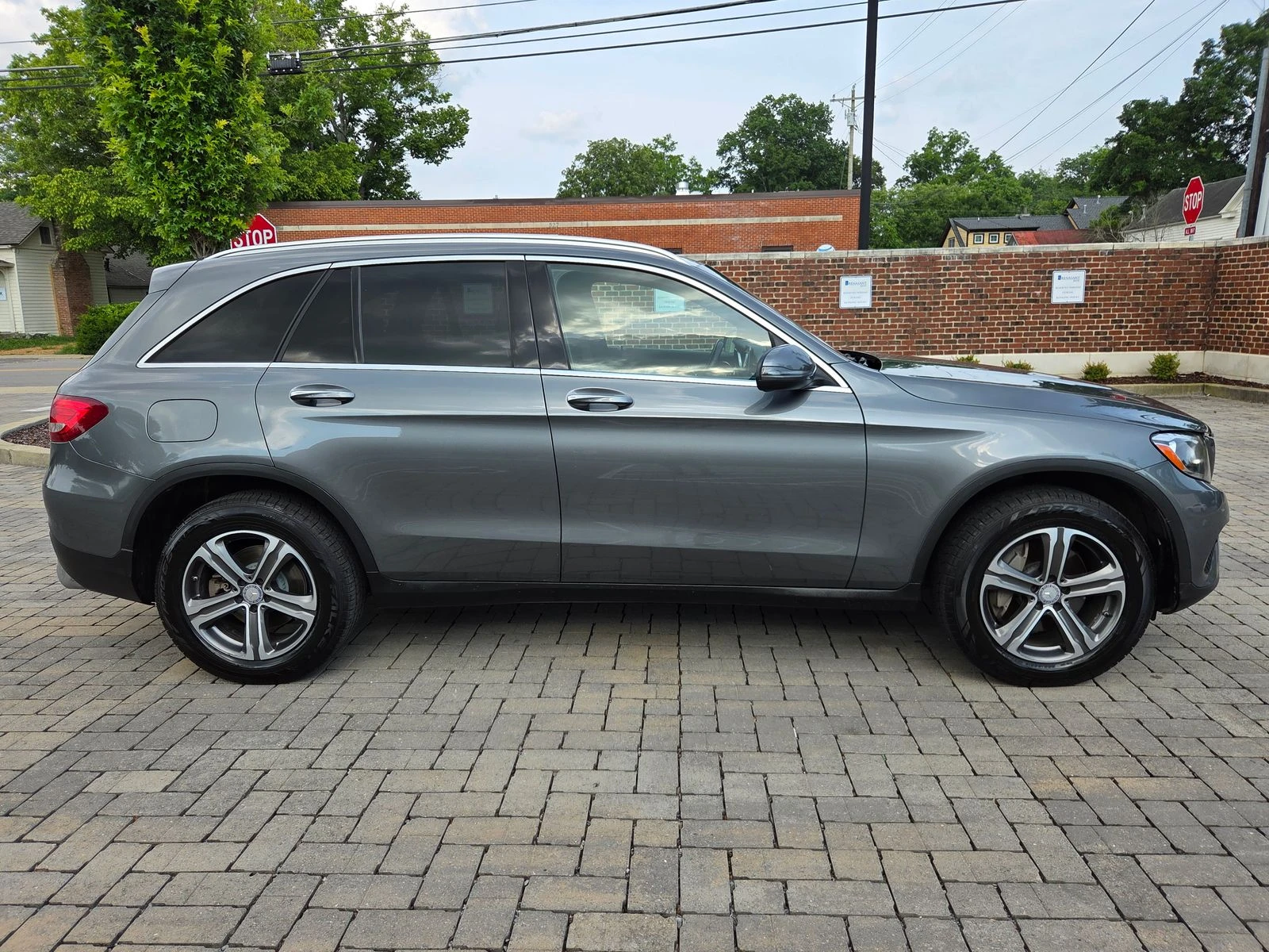 Mercedes-Benz GLC 300 DESIGNO* MB-TEX* KEYLESS* ОБДУХ* ПОДГРЕВ* КАМЕРА*  - изображение 4