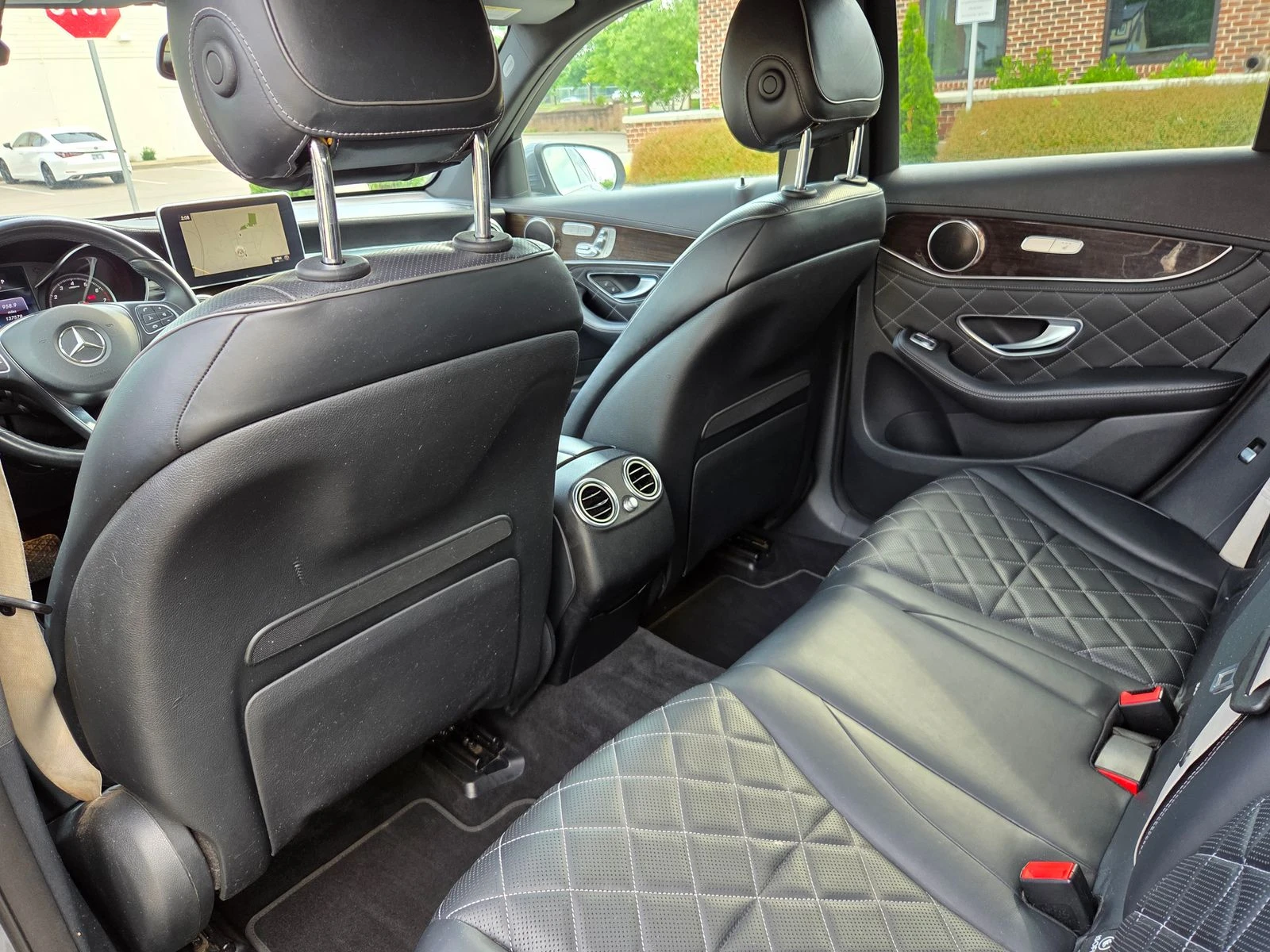 Mercedes-Benz GLC 300 DESIGNO* MB-TEX* KEYLESS* ОБДУХ* ПОДГРЕВ* КАМЕРА*  - изображение 10