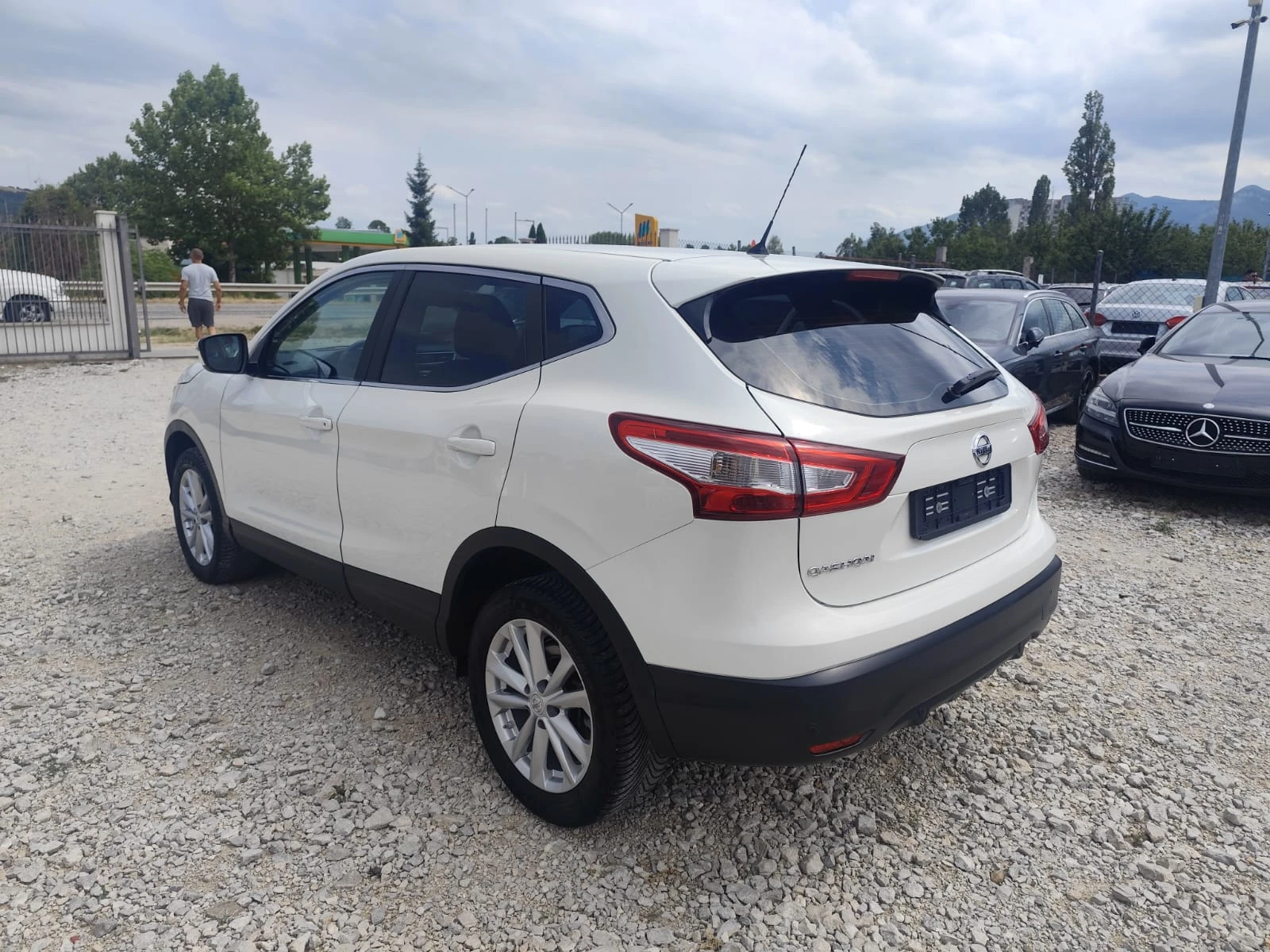 Nissan Qashqai 1.5 дизел Италия - изображение 8