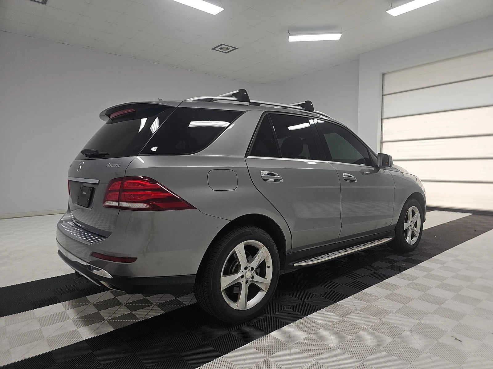 Mercedes-Benz GLE 350 4MATIC - изображение 6