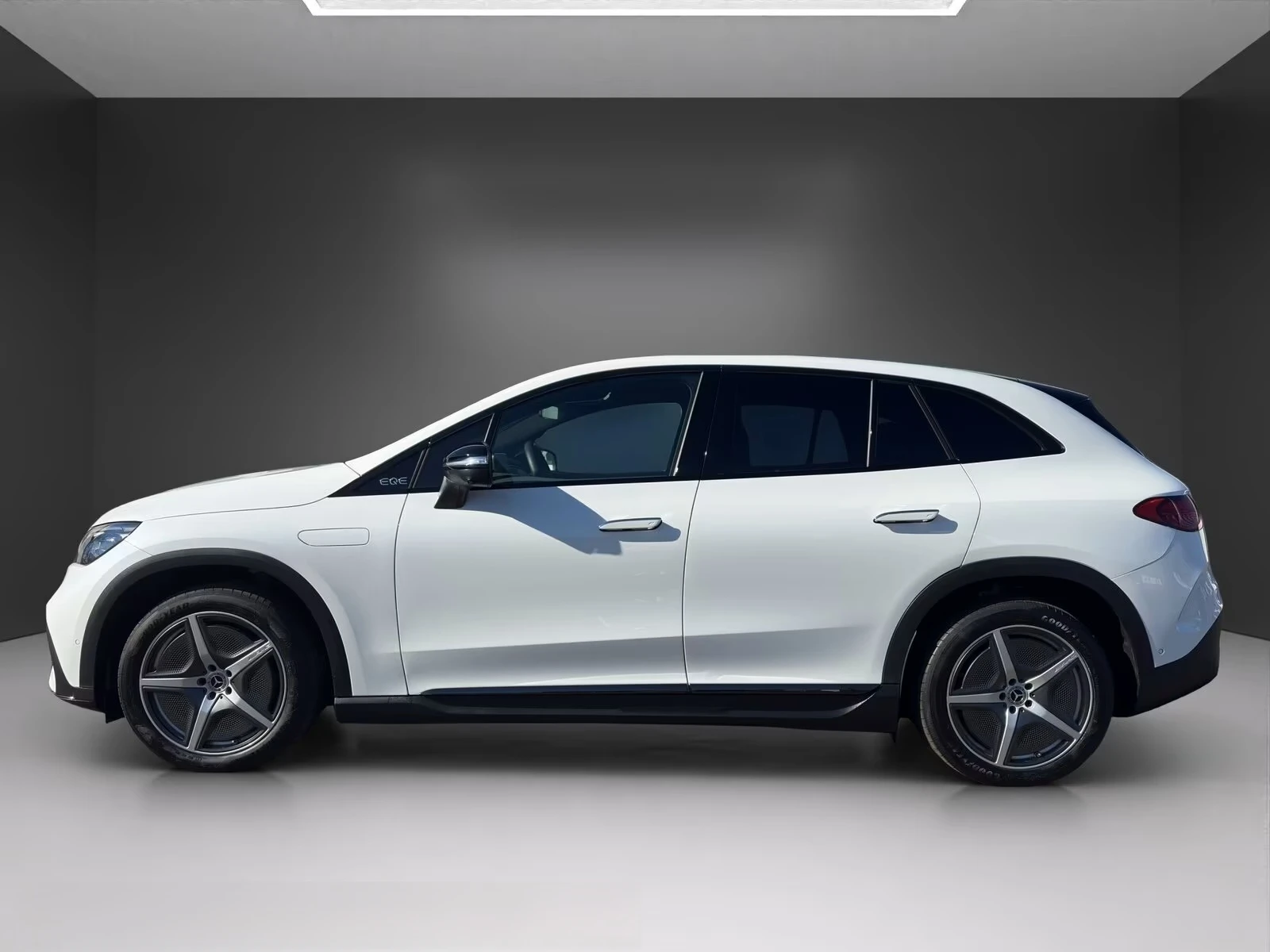 Mercedes-Benz EQE 300 SUV AMG LINE HEAD UP 360 CAMERA PANO , снимка 2 - Автомобили и джипове - 54067257