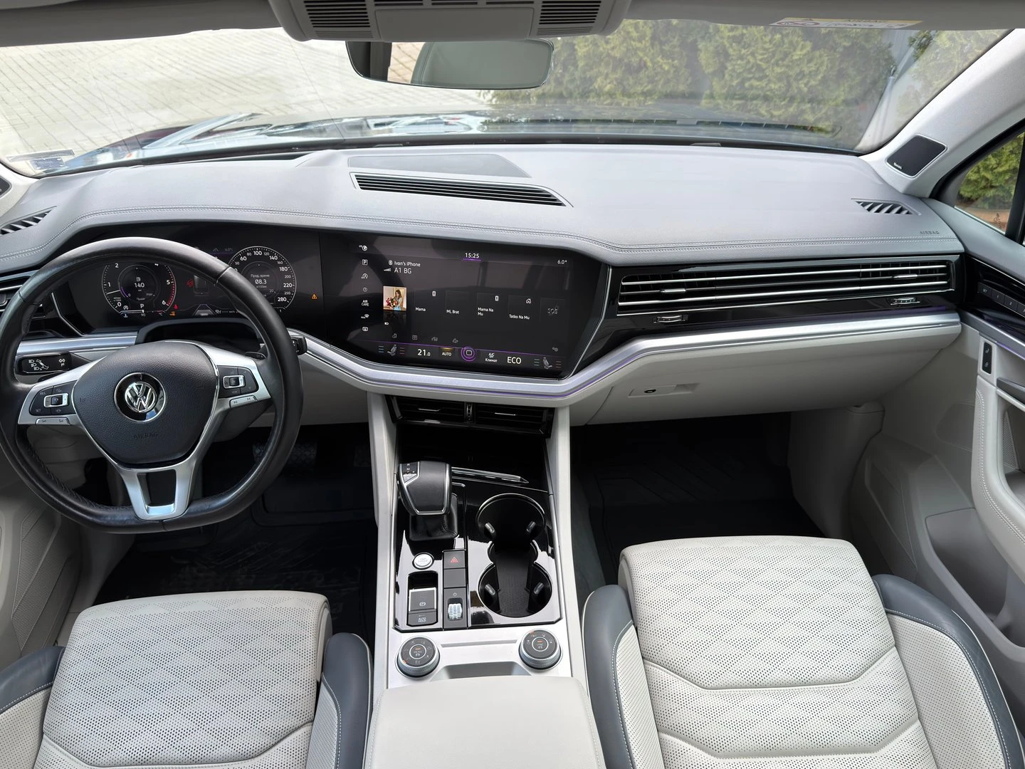 VW Touareg, снимка 5 - Автомобили и джипове - 56420386