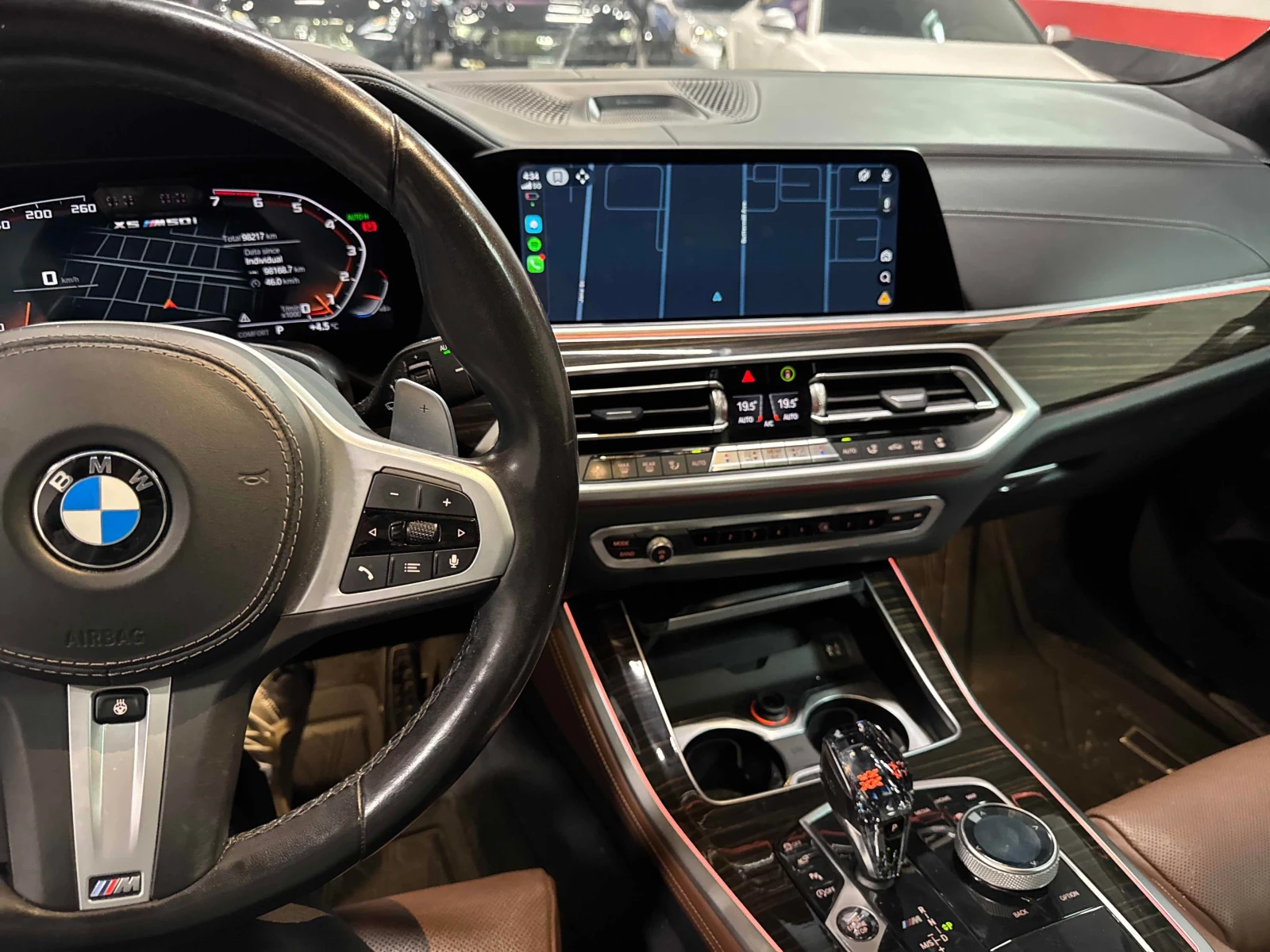 BMW X5 M50i * * CARFAX * * АВТОКРЕДИТ , снимка 8 - Автомобили и джипове - 54179184