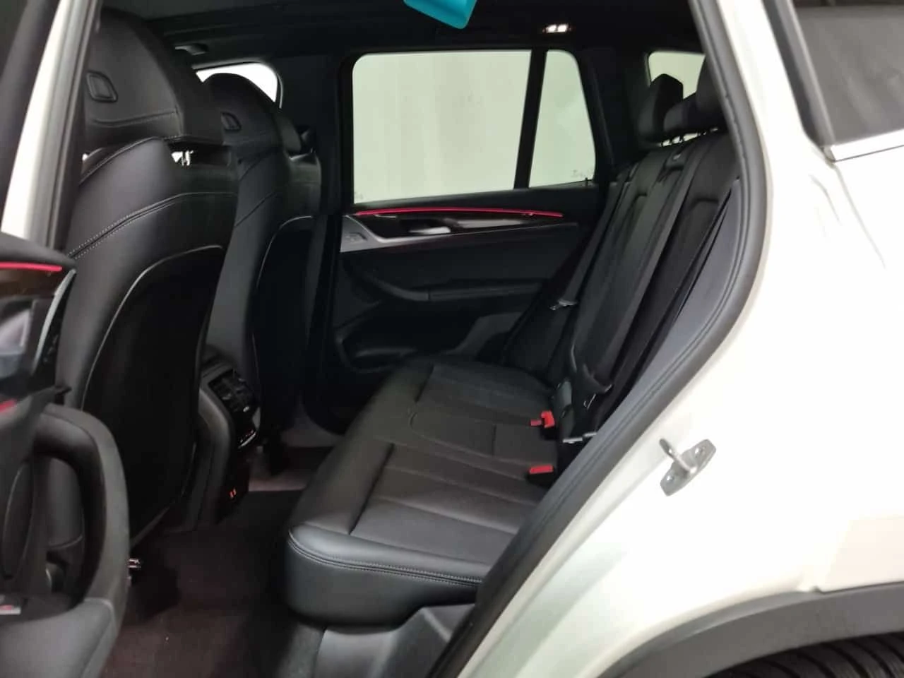 BMW X3 XDRIVE30I| PANO| AMBIENT| 2 КЛЮЧА| CARFAX| , снимка 12 - Автомобили и джипове - 54219592