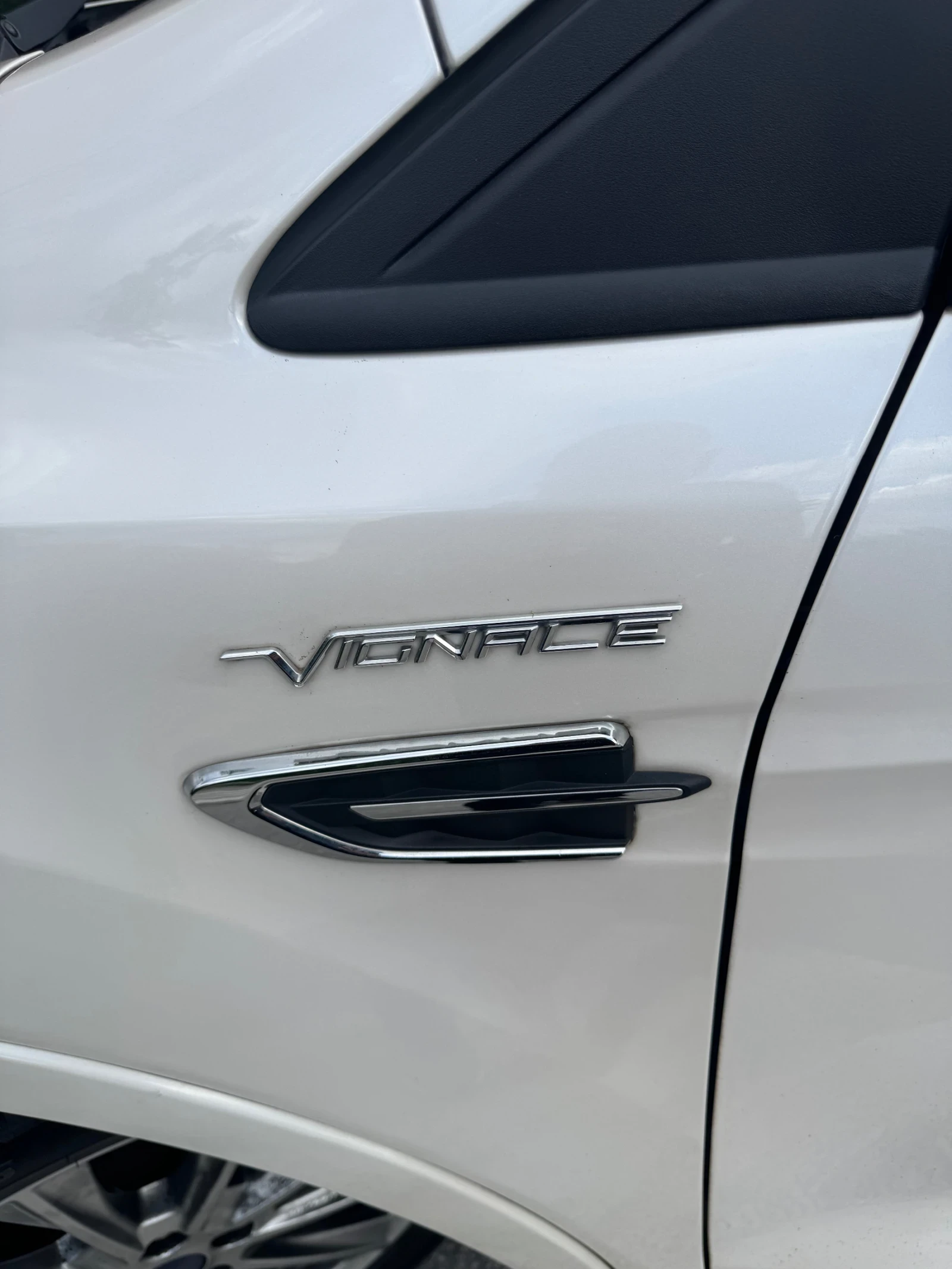 Ford Kuga Vignale* 4x4* Autom* Kamera* , снимка 7 - Автомобили и джипове - 54742331