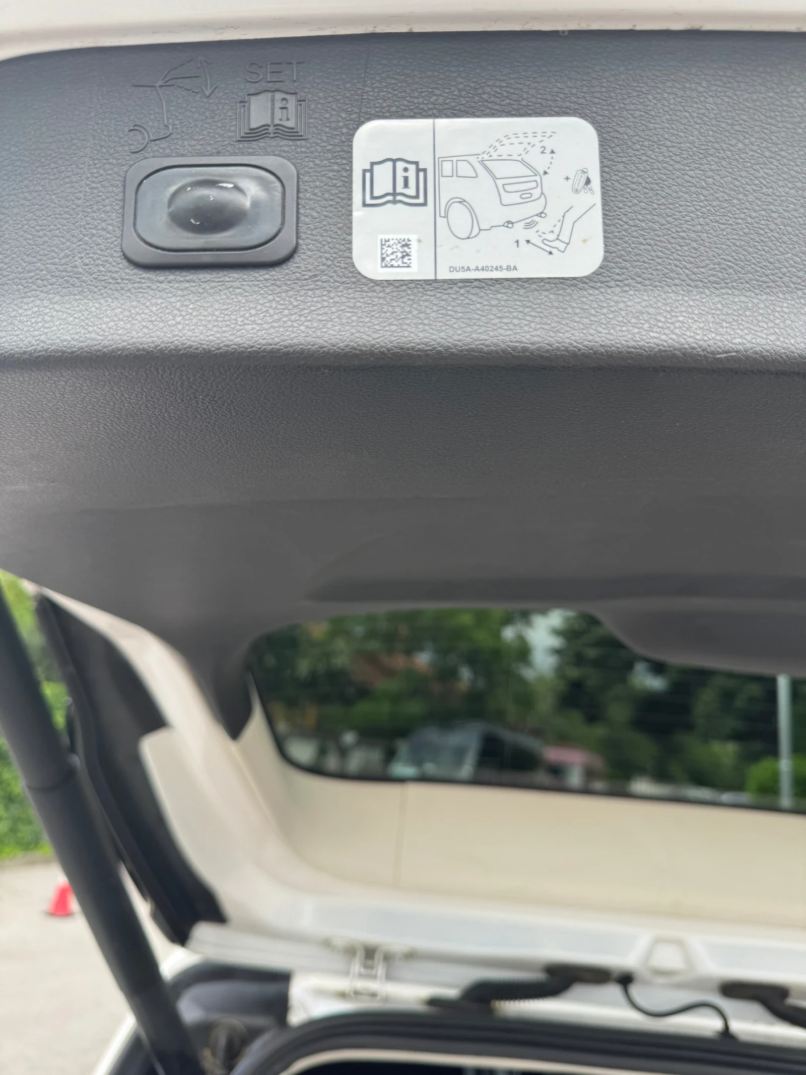 Ford Kuga Vignale* 4x4* Autom* Kamera* , снимка 6 - Автомобили и джипове - 54742331