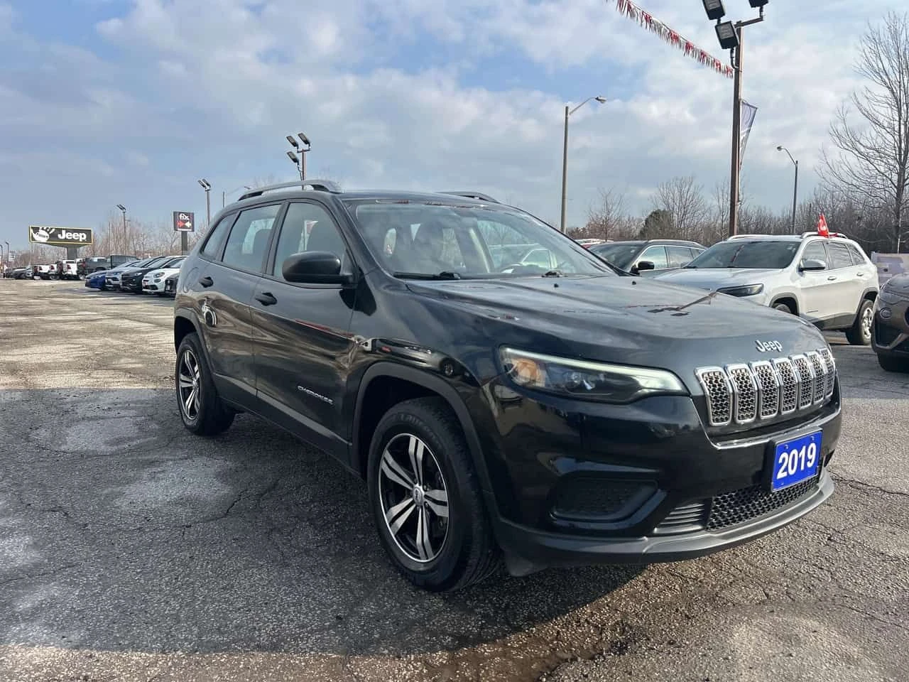 Jeep Cherokee * Sport 4x4 w/Heated Seats, Remote Start, CarPlay , снимка 3 - Автомобили и джипове - 54947872