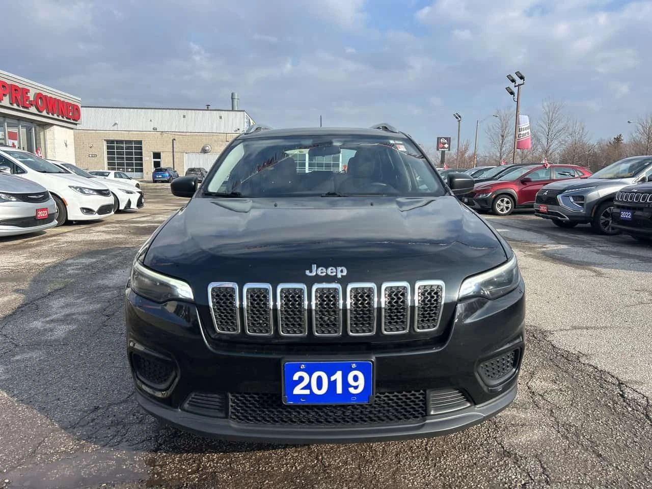 Jeep Cherokee * Sport 4x4 w/Heated Seats, Remote Start, CarPlay , снимка 2 - Автомобили и джипове - 54947872