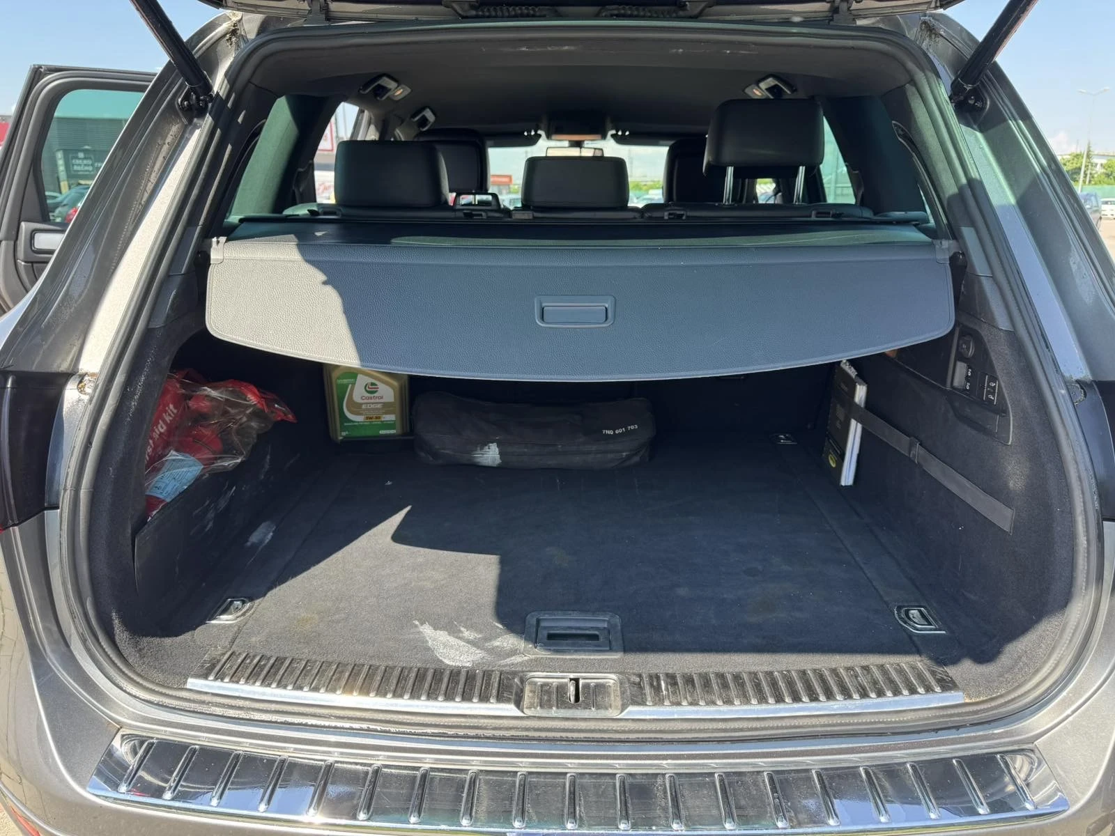 VW Touareg, снимка 11 - Автомобили и джипове - 55063521