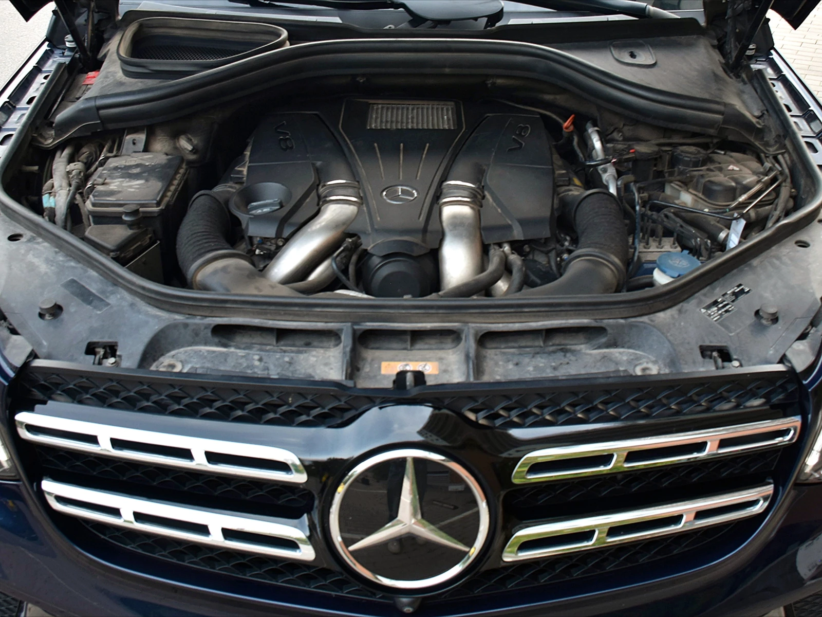 Mercedes-Benz GLS 500 4MATIC, V8, Designo, AMG/Night, Distronic+ , 360 ,, снимка 14 - Автомобили и джипове - 55336041