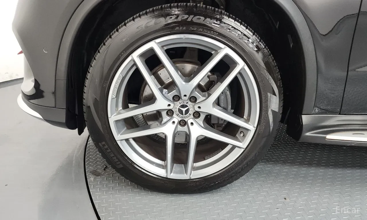 Mercedes-Benz GLE 350 d 4MATIC | AMG ПАКЕТ | HARMON | ПАНОРАМА | 360, снимка 6 - Автомобили и джипове - 55453029